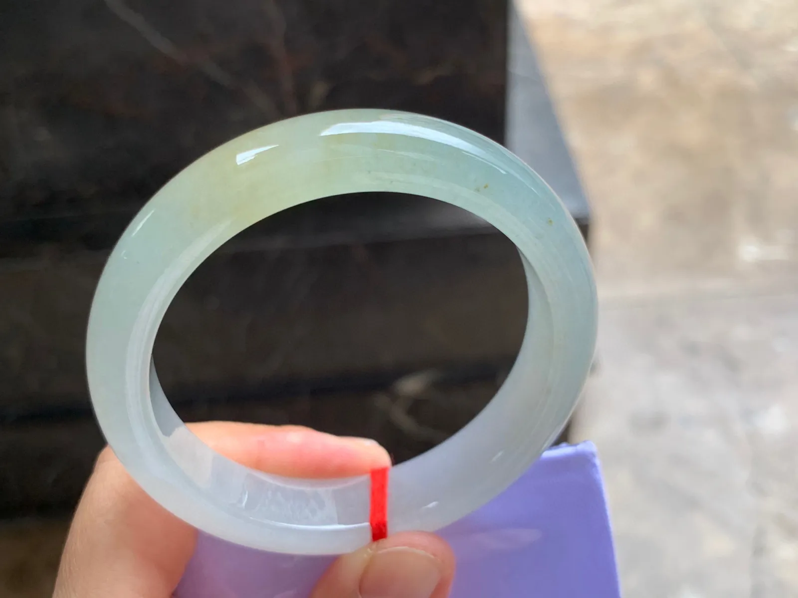 56-12.5-8mm
冰种黄翡手镯 水润光泽 颜色漂亮