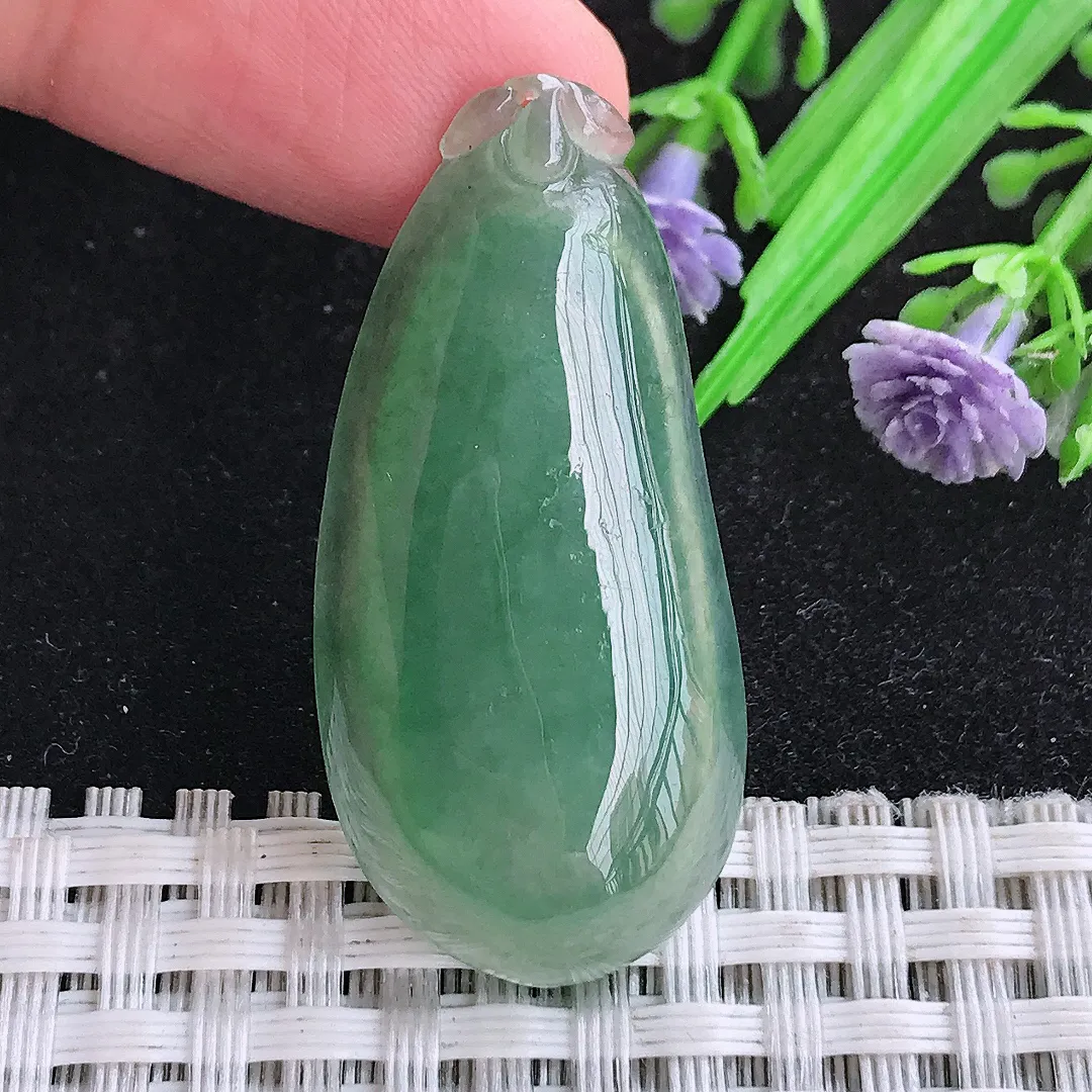 自然光39.7/18.8/6老坑冰胶水灵满绿福瓜吊坠翡翠玉石挂件