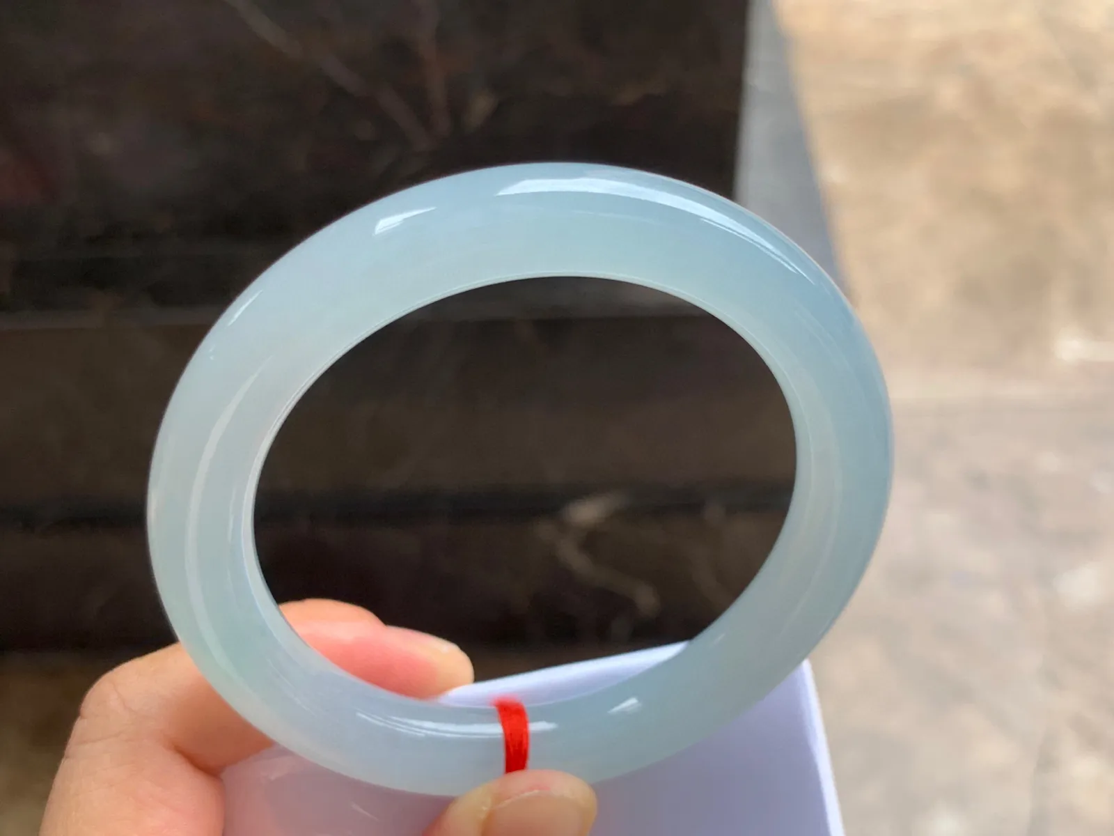 57-10mm
冰种晴水圆条手镯 水润光泽 清爽