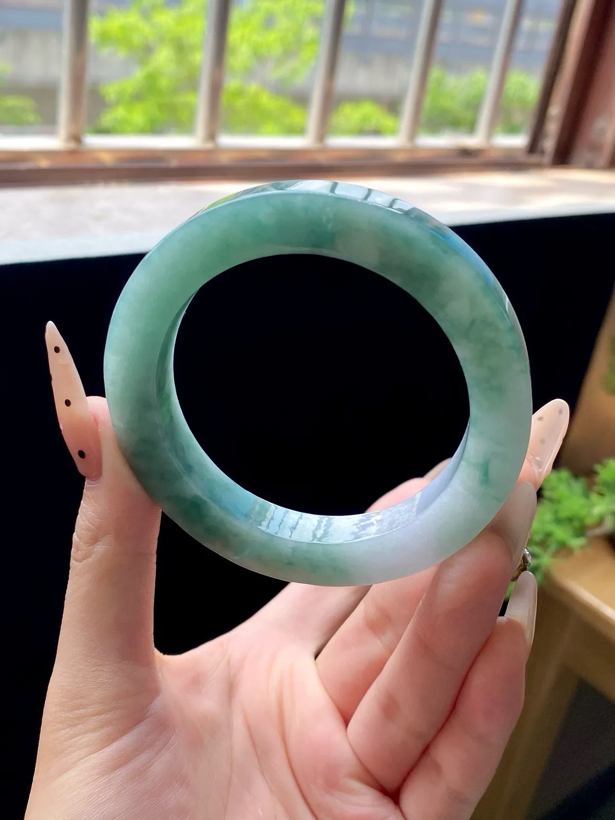 飘花镯胚，⭕️正圈最大做60，圆条最大做56；最小做57