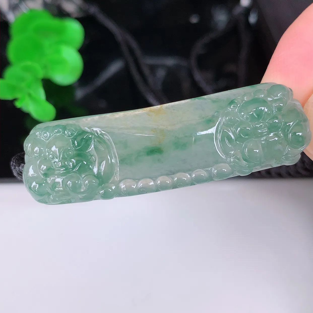 自然光实拍，冰种黄加绿翡翠貔貅手环手链，种老水足，冰清玉润  颜色漂亮  #01.26尺寸48.5*13.5-7.2