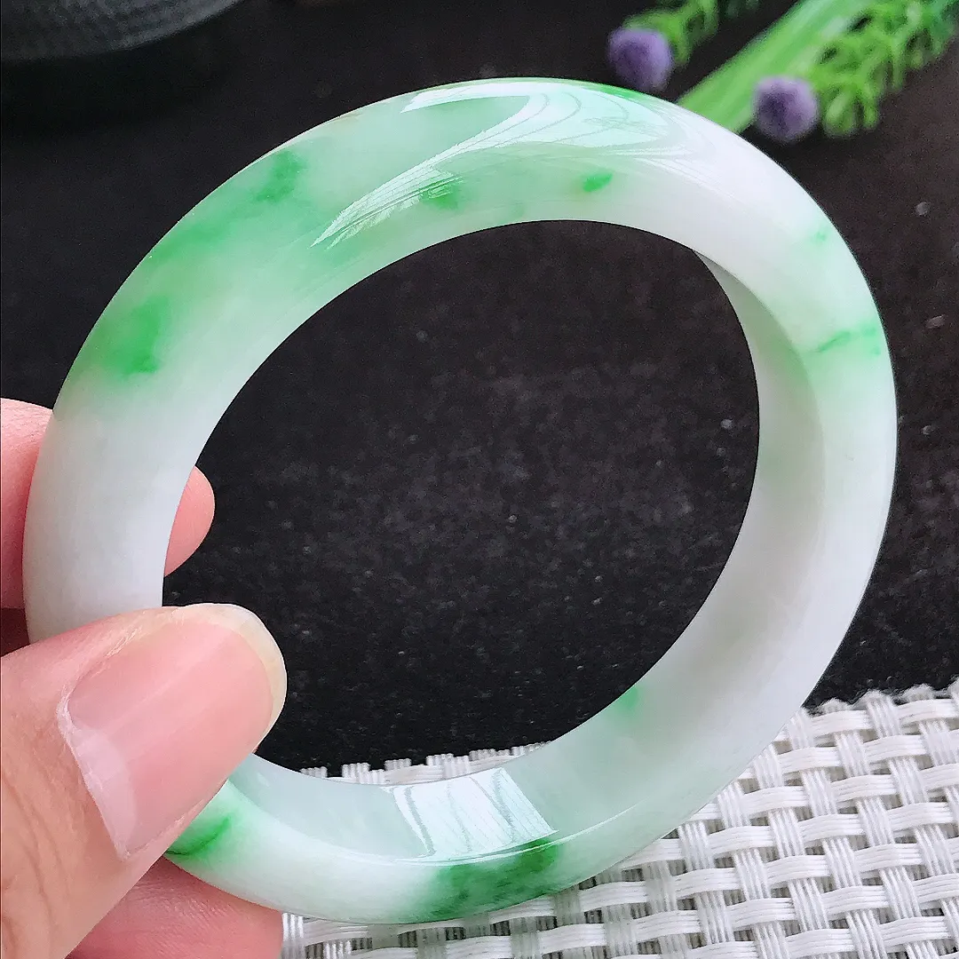 自然光56/12.8/9.2老坑精美冰润飘阳绿手镯天然翡翠玉镯女款