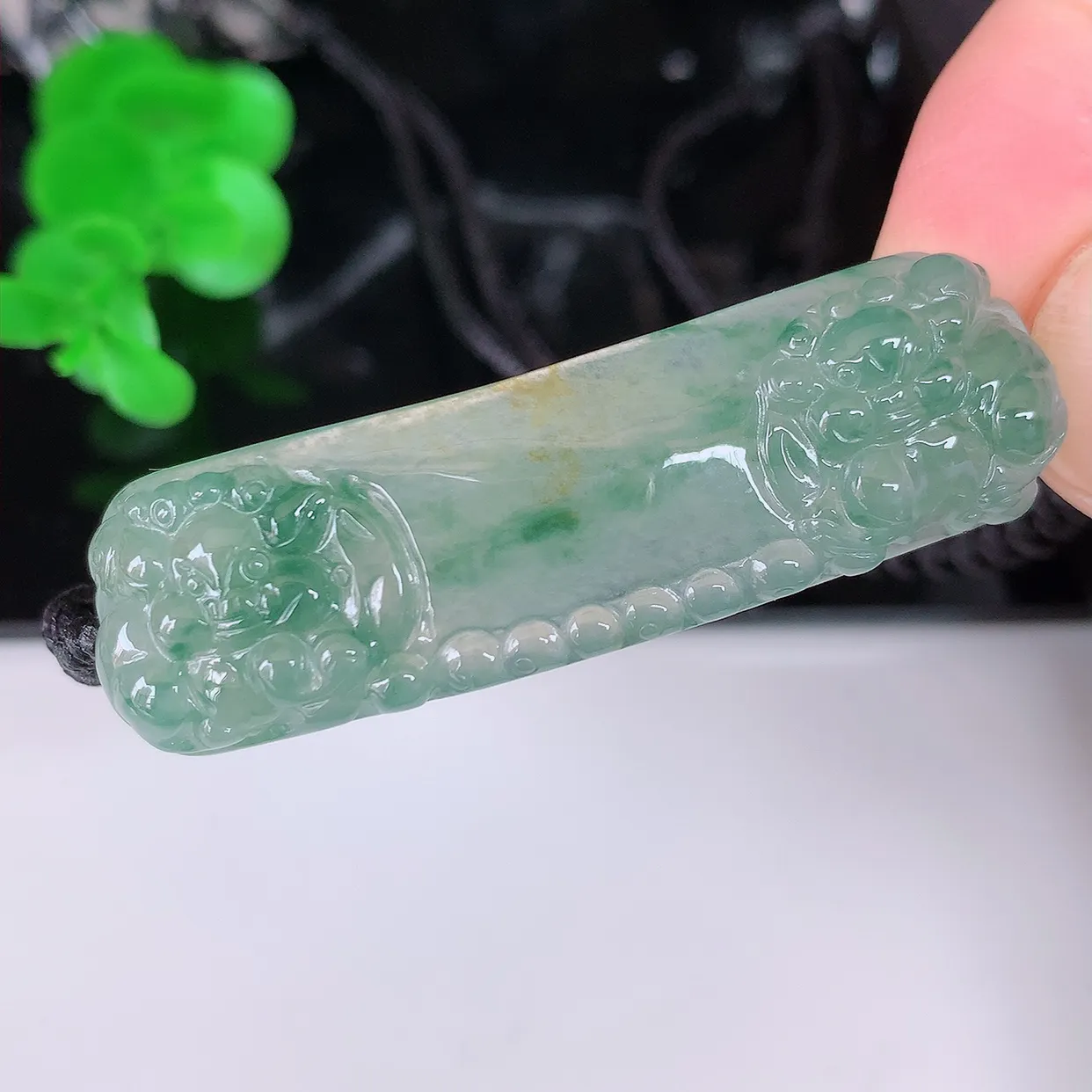 自然光实拍，冰种黄加绿翡翠貔貅手环手链，种老水足，冰清玉润  颜色漂亮  #01.26尺寸48.5*13.5-7.2