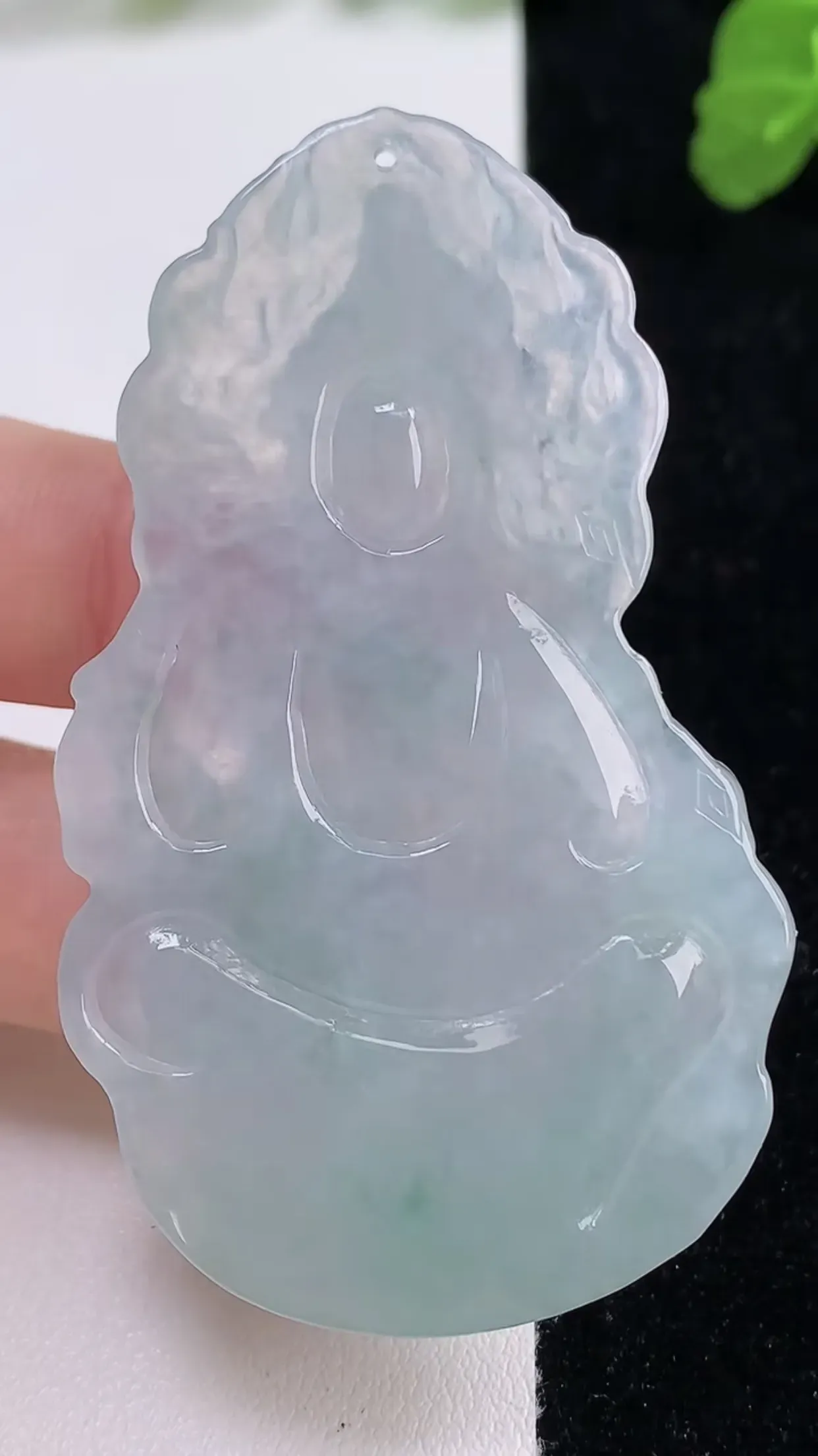 缅甸天然翡翠a货 老坑料起胶冰润 飘花财神吊坠，尺寸63.6-38.5-6mm y 23.53