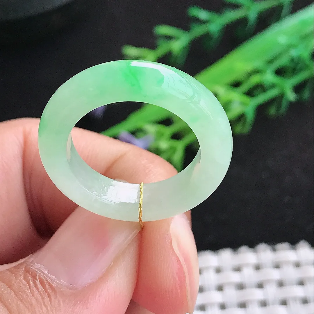 自然光17.2/5.5/4.4老坑冰胶水灵冰晴飘阳绿指环戒指翡翠玉石