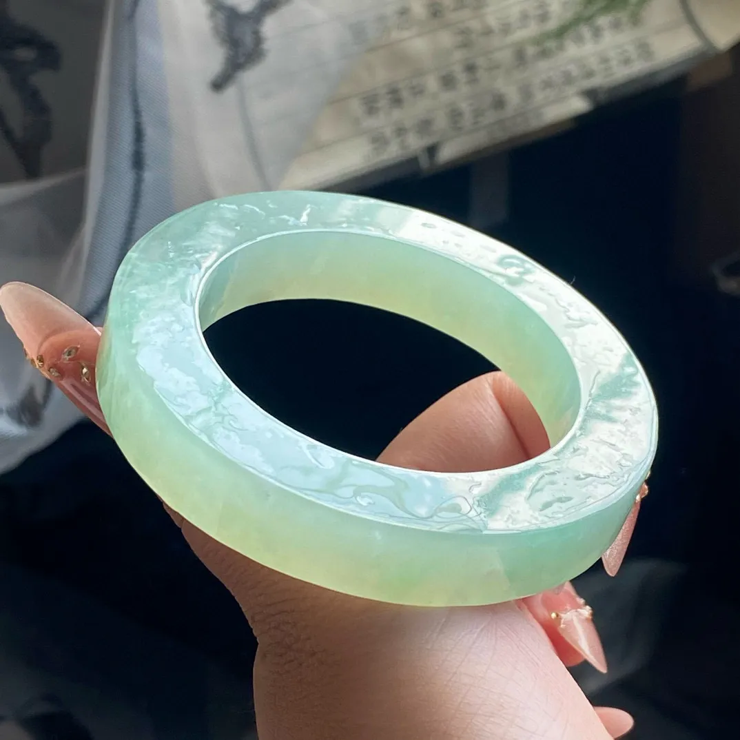 冰晴水葡萄肉手镯胚，⭕️正圈最大做61，圆条最大做57；最小做53。尺寸：77-53-12.5-12