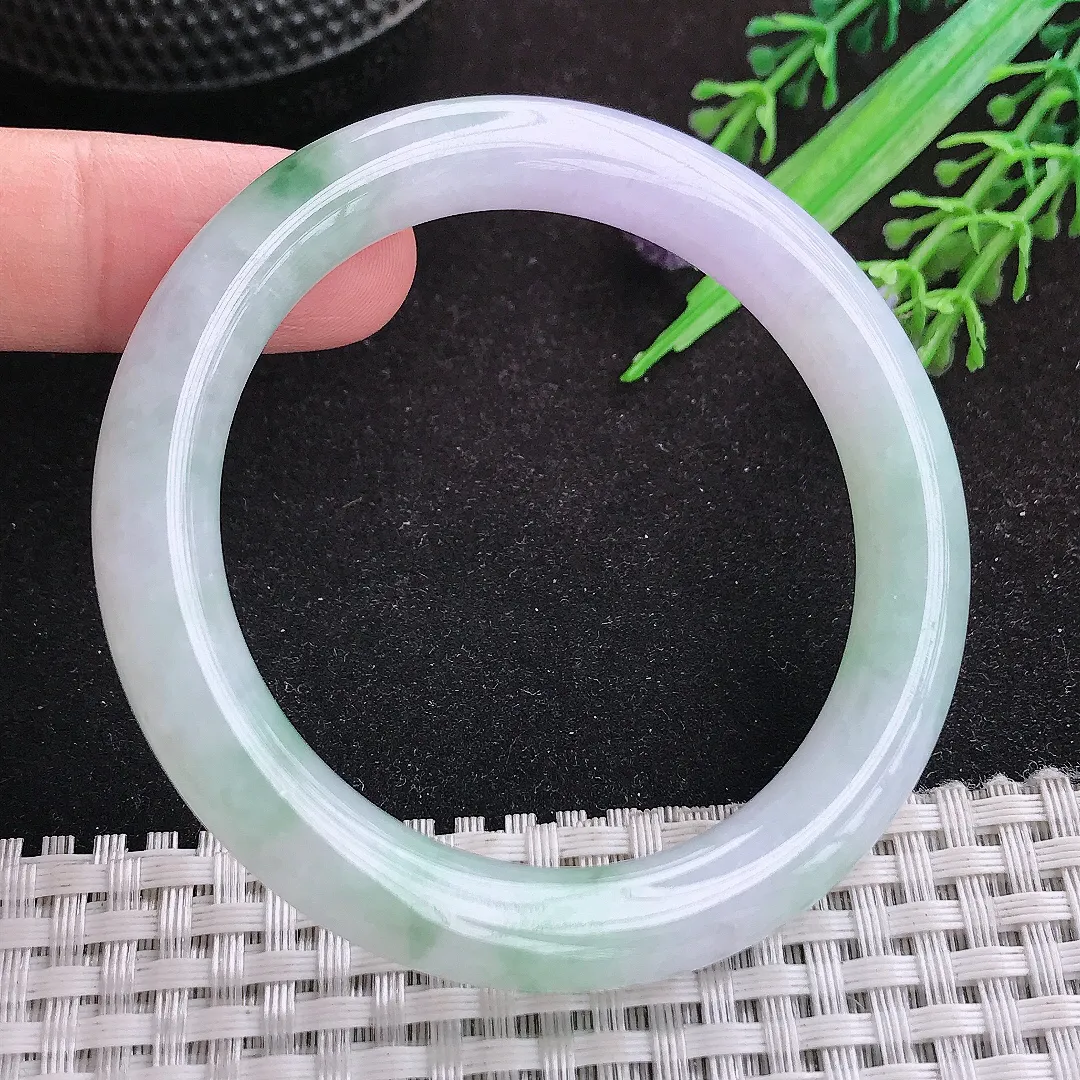 自然光51.5/8.8老坑精美冰润春带彩圆条手镯天然翡翠玉镯女款