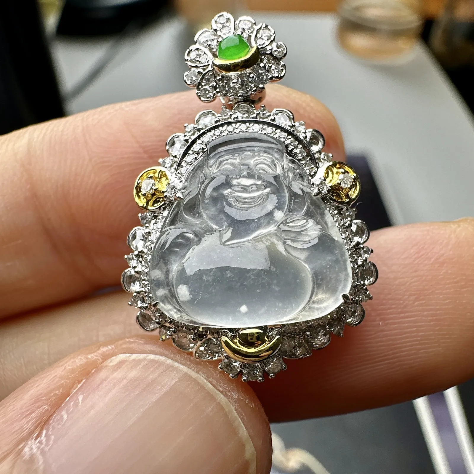 【冰种财神】雪花棉老料，质地细腻，饱满圆润，笑口常开，18k金钻镶嵌，裸石尺寸11.8*12.1*3