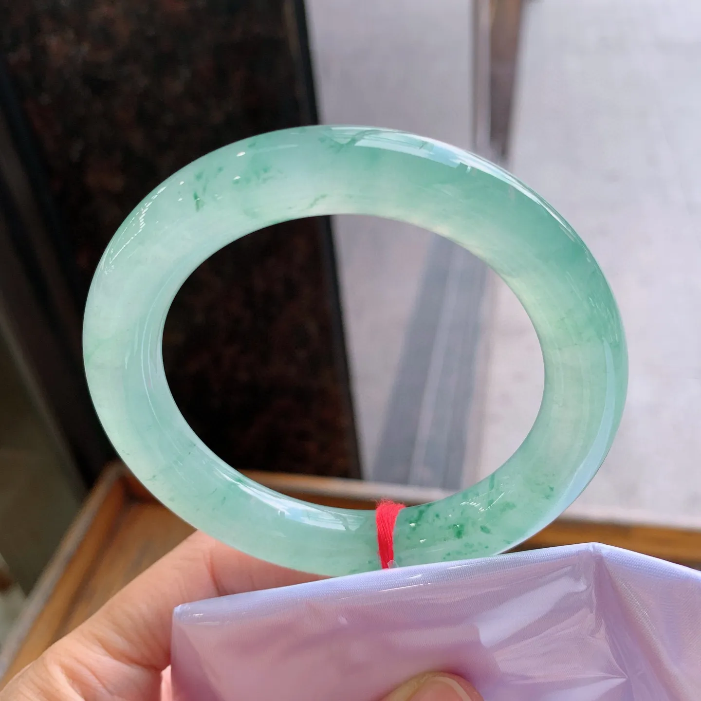 圆条冰晴飘花  尺寸：60.6/12.3/12mm
