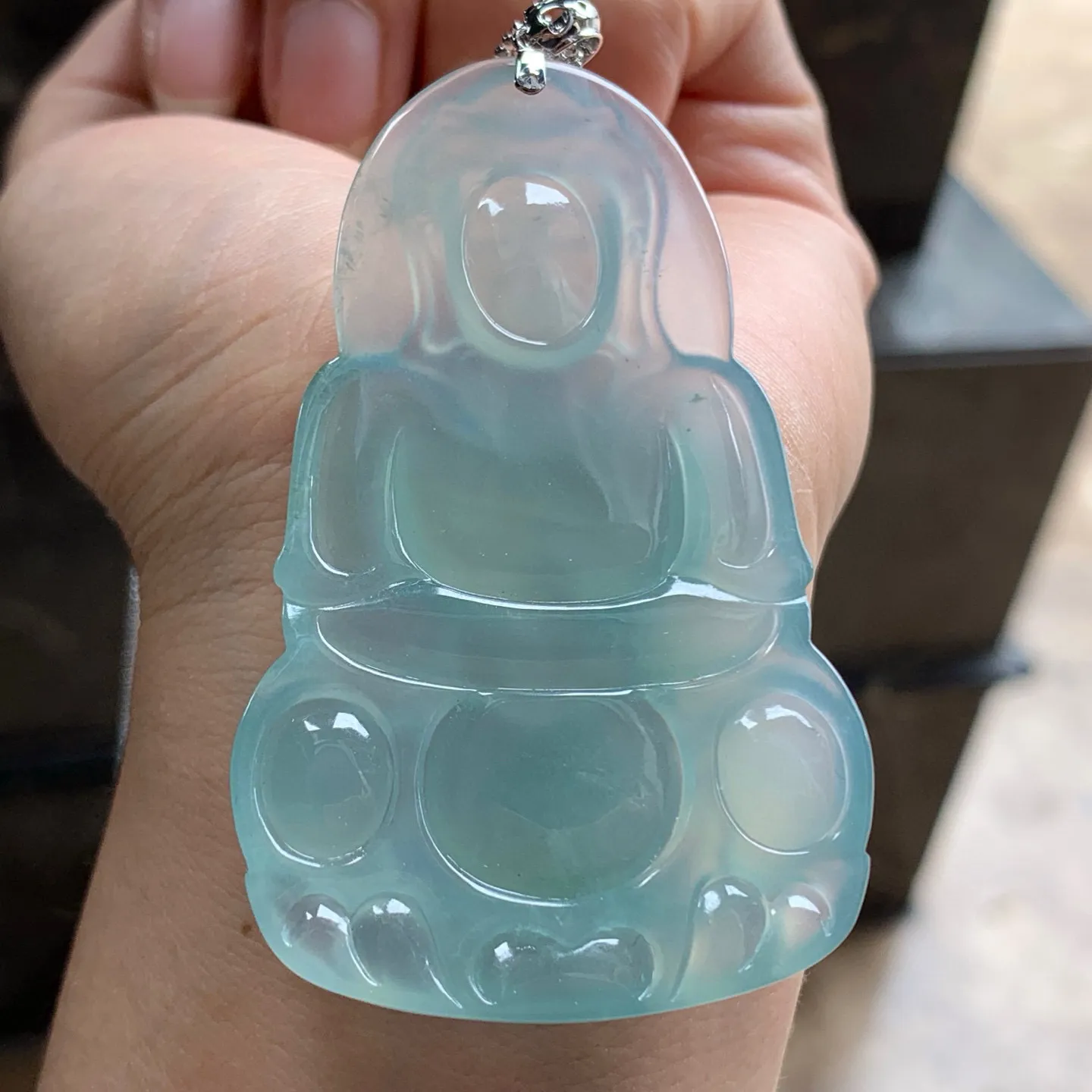 金扣· 冰种蓝水观音

种水足 透亮