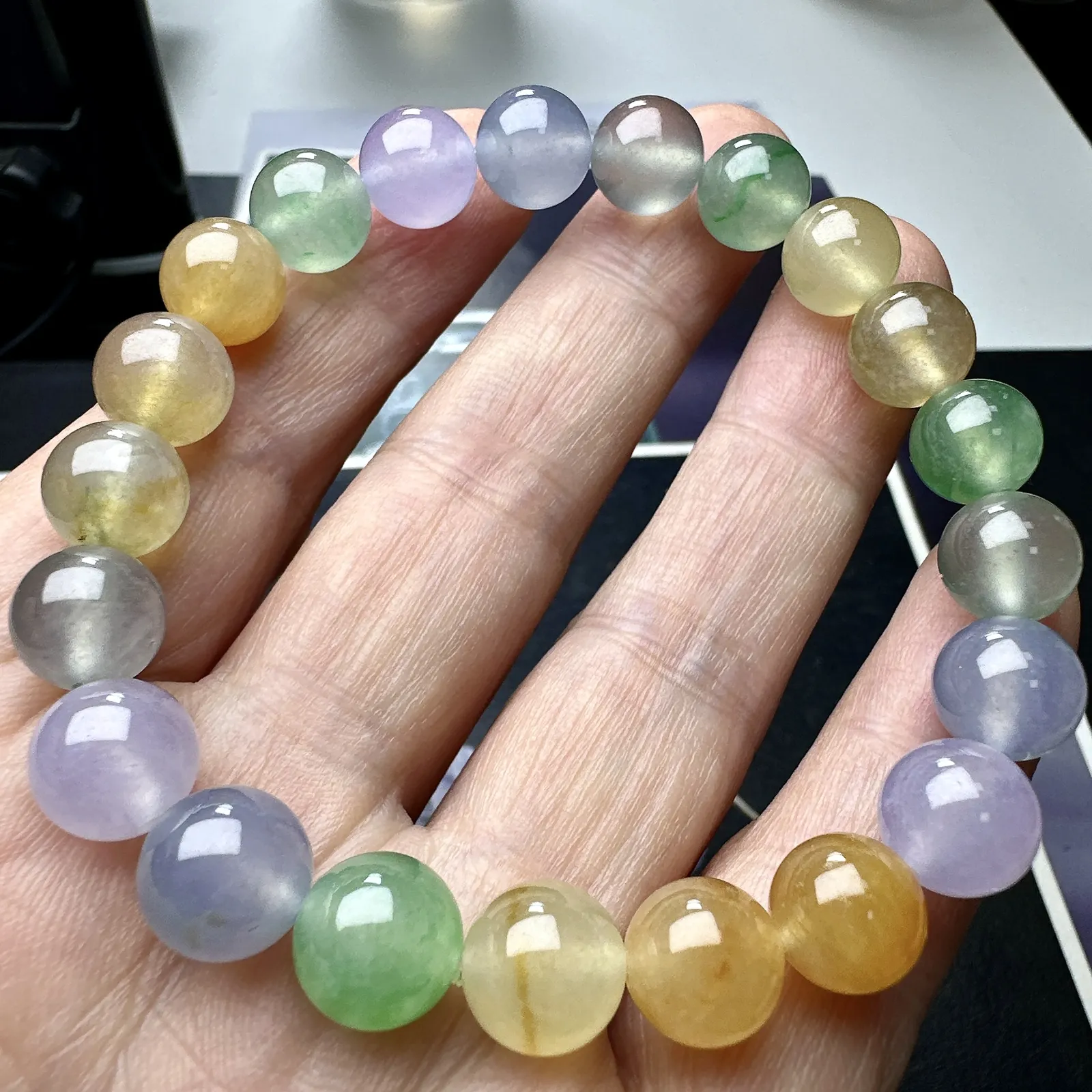 【冰种多宝手串】晶莹多彩的糖果串，多宝手串，颜色丰富，更重要的是种水都很好，性价比很不错，直径8.7-9.6之间