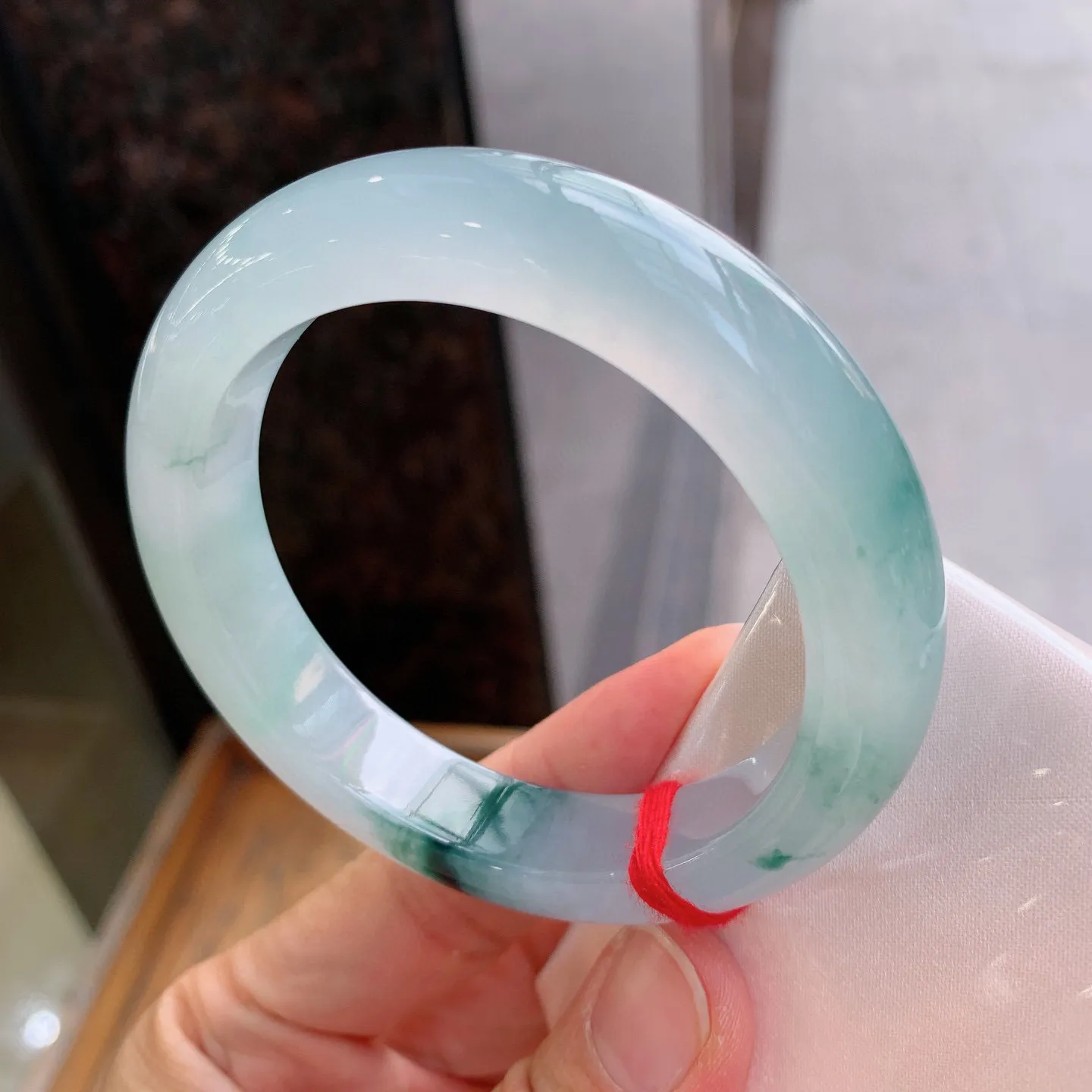 正圈冰飘花 尺寸：57.8/13/9.9 mm
