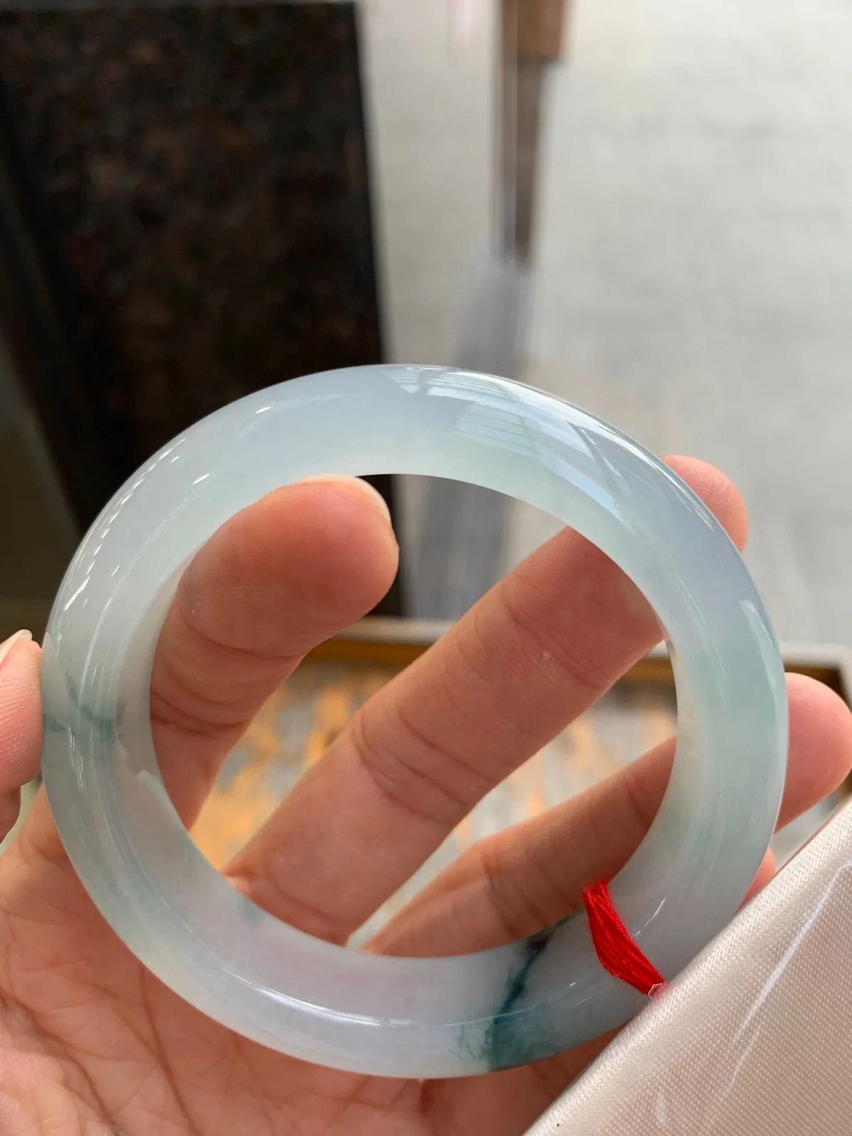 正圈冰飘花 尺寸：57.8/13/9.9 mm