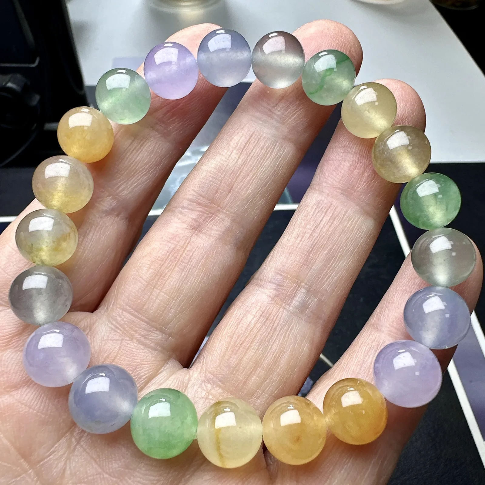 【冰种多宝手串】晶莹多彩的糖果串，多宝手串，颜色丰富，更重要的是种水都很好，性价比很不错，直径8.7-9.6之间