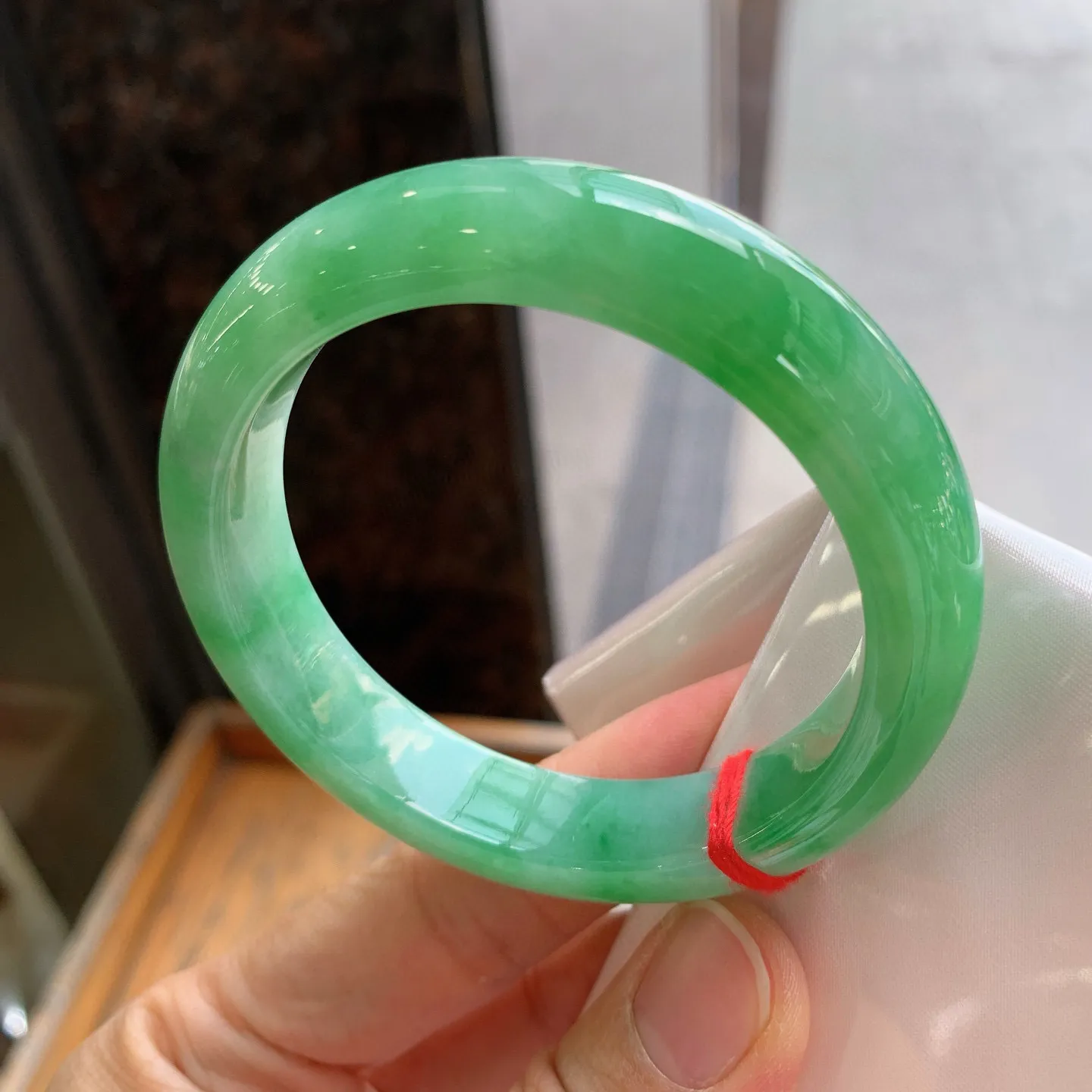 正圈飘绿 尺寸：55/12.6/8.9mm