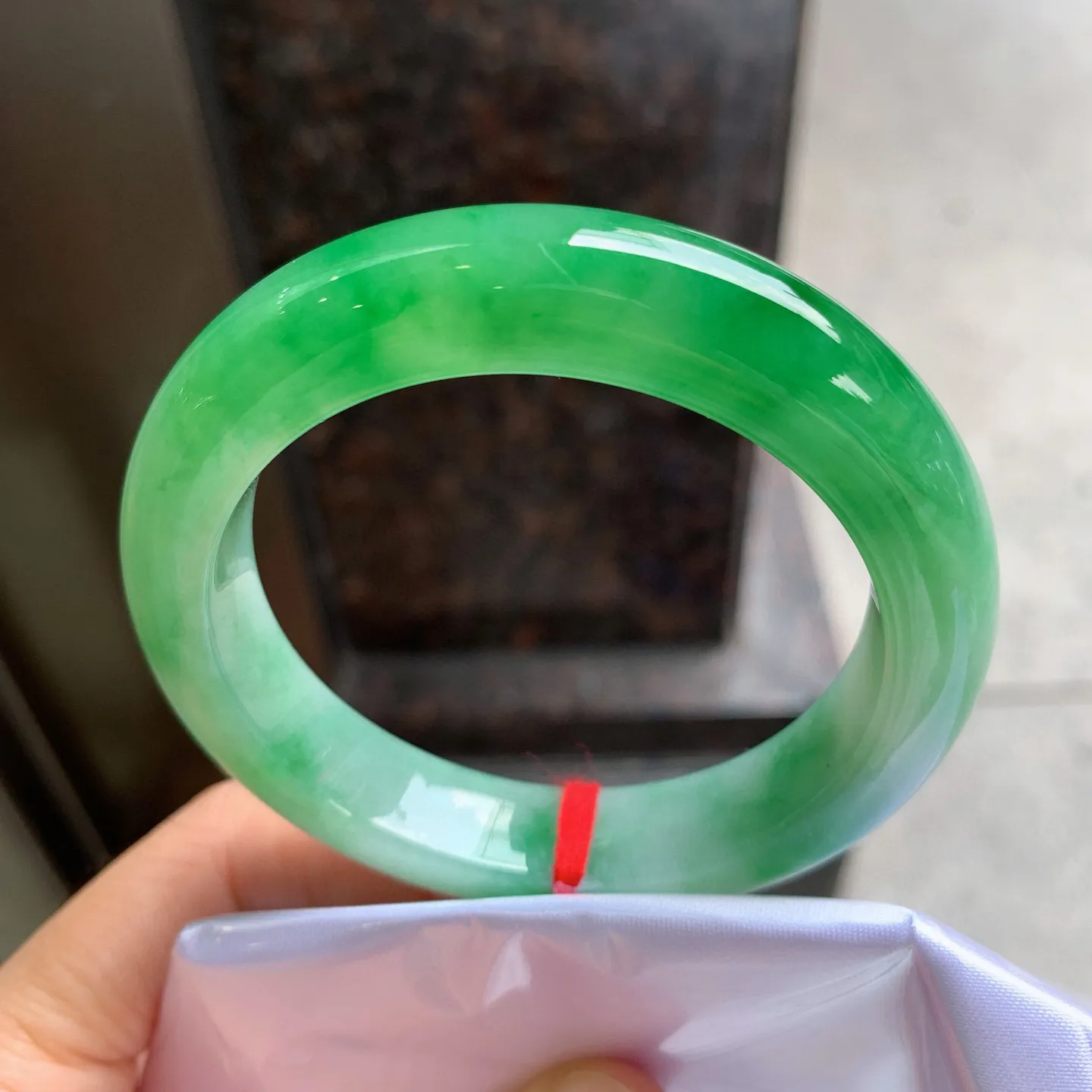 正圈飘绿 尺寸：56.2/12.5/9.8mm
