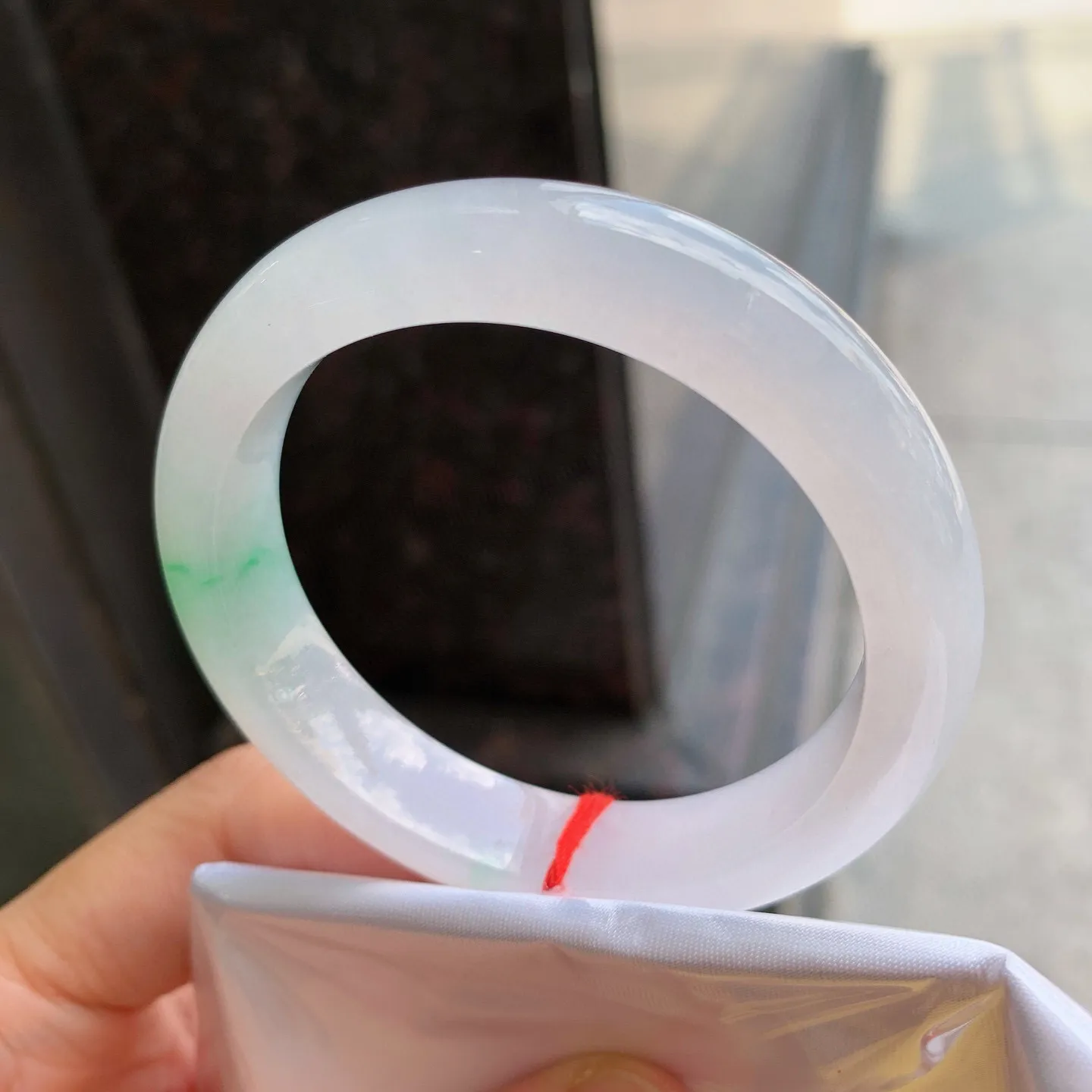 正圈冰飘绿 尺寸：52/11.9/8.4mm