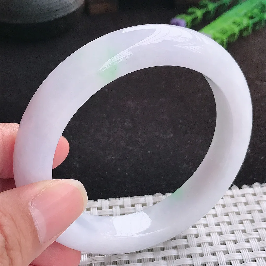 自然光58.5/12.5/9.3老坑精美冰润白底青飘阳绿手镯天然翡翠玉镯女款