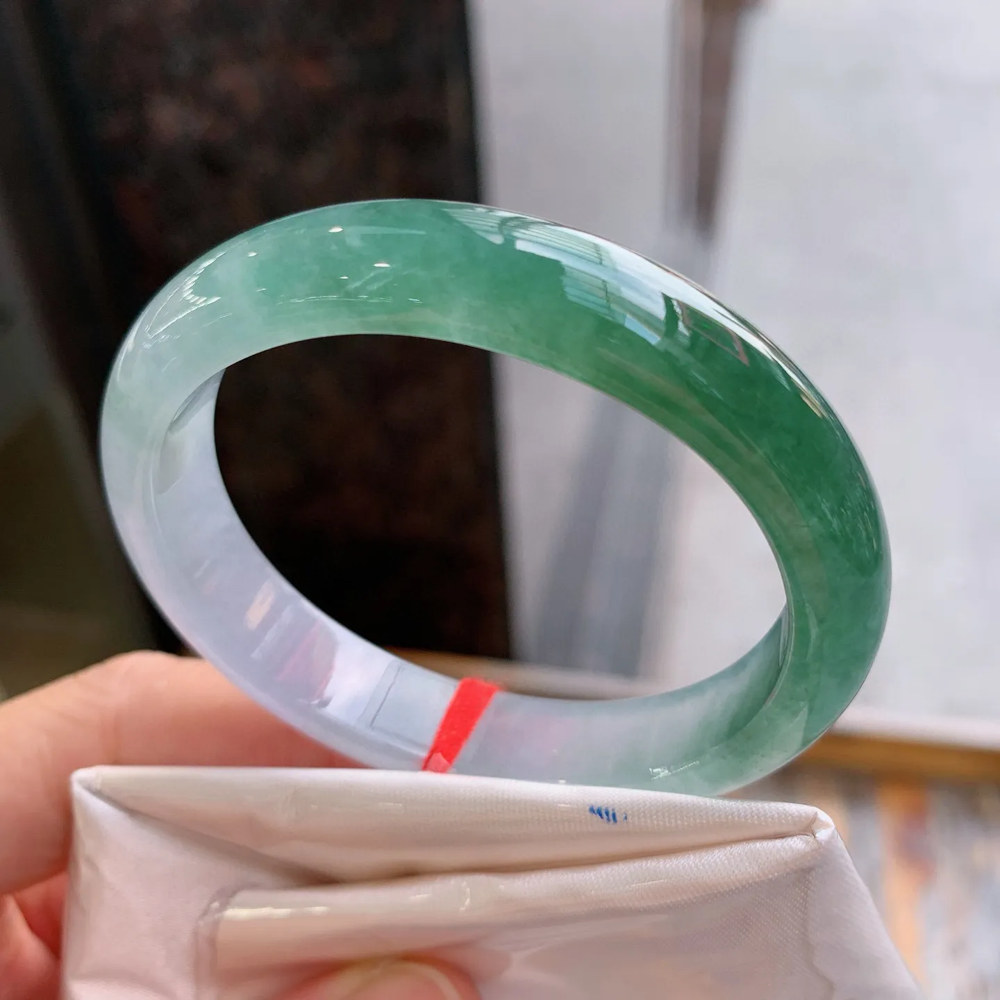 贵妃冰紫冰油  尺寸：53/46/11.5/7.3mm