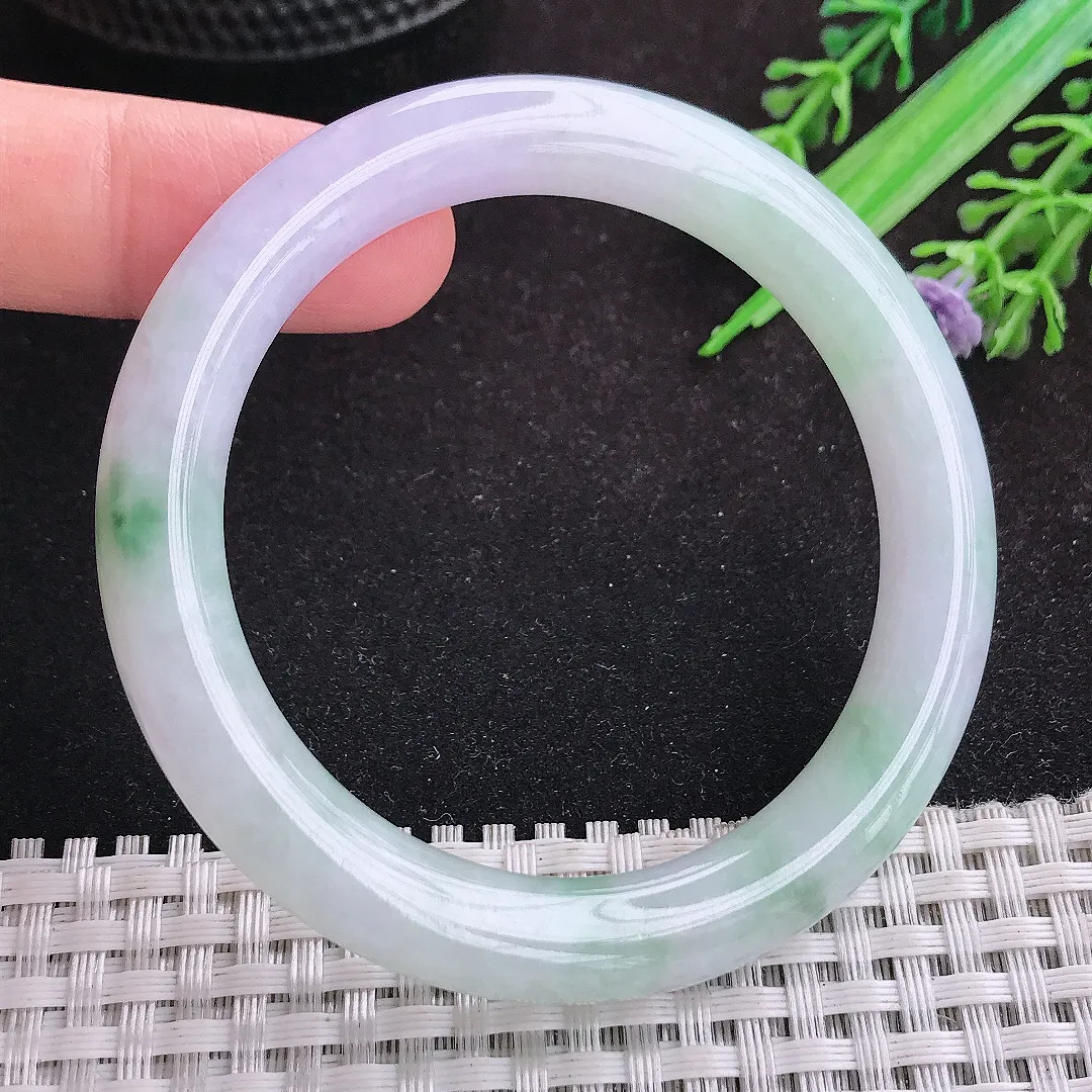自然光51.5/8.8老坑精美冰润春带彩圆条手镯天然翡翠玉镯女款