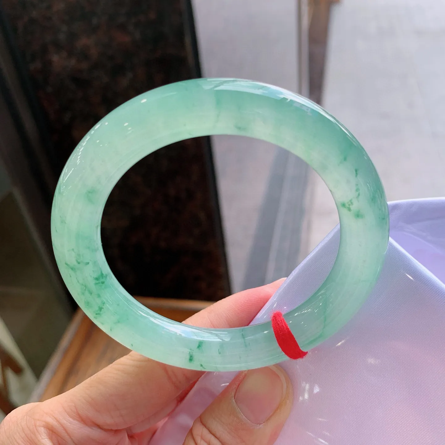 圆条冰晴飘花  尺寸：60.6/12.3/12mm
