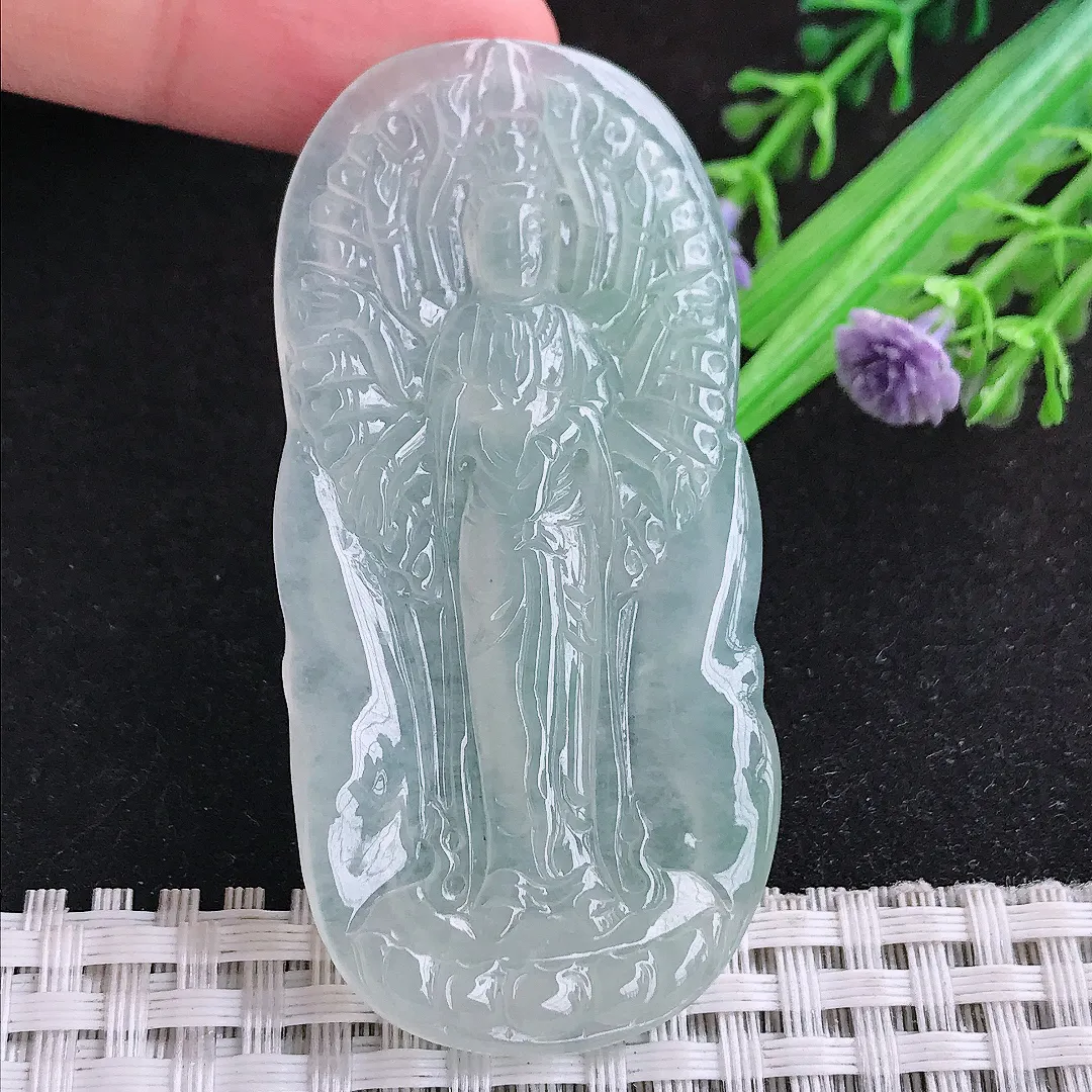 自然光63/30.5/5.4老坑冰种果冻胶冰晴千手观音吊坠翡翠玉石挂件