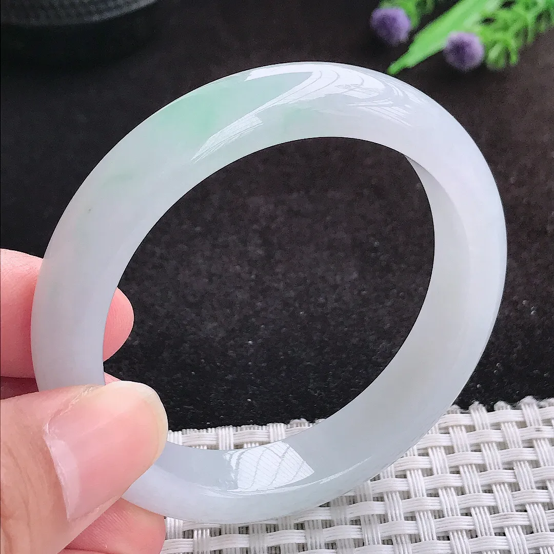 自然光53.5/12/8.1老坑冰胶水灵宽边手镯天然翡翠玉镯女款