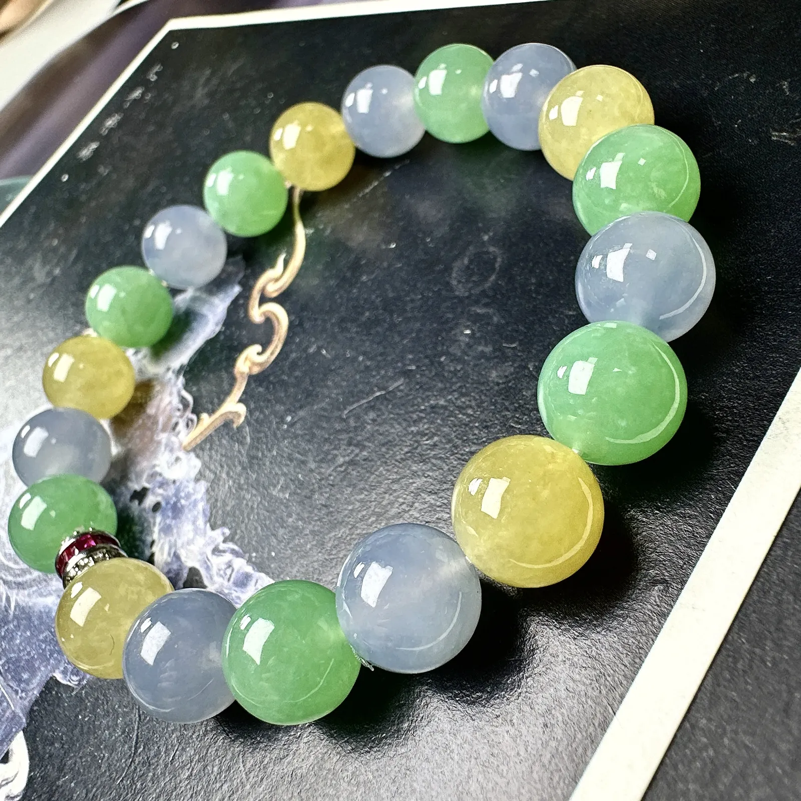 【冰种多宝手串】晶莹多彩的糖果串，多宝手串，颜色丰富，更重要的是种水都很好，性价比很不错，直径10