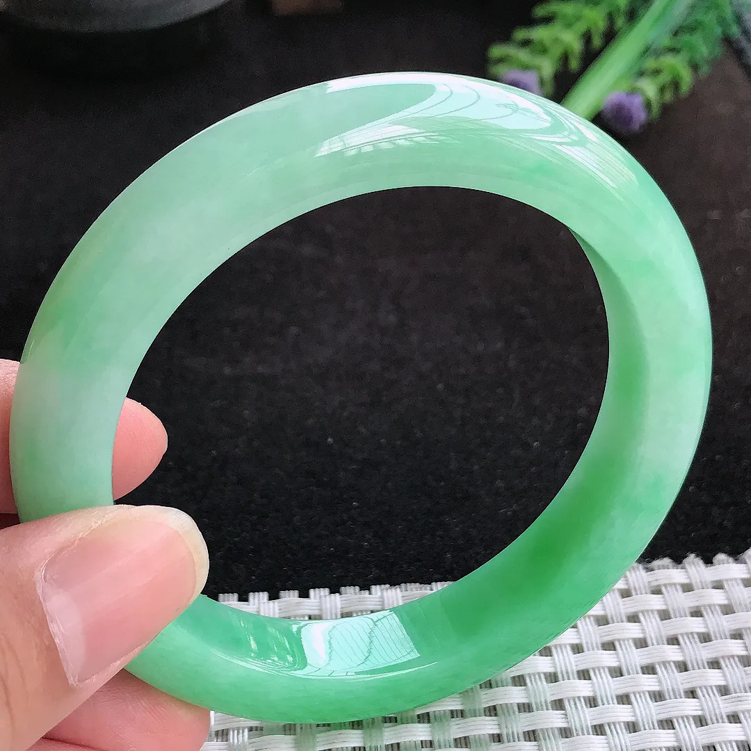 自然光60/11.8/9.8老坑精美冰润满绿阳绿手镯大圈口天然翡翠玉镯女款