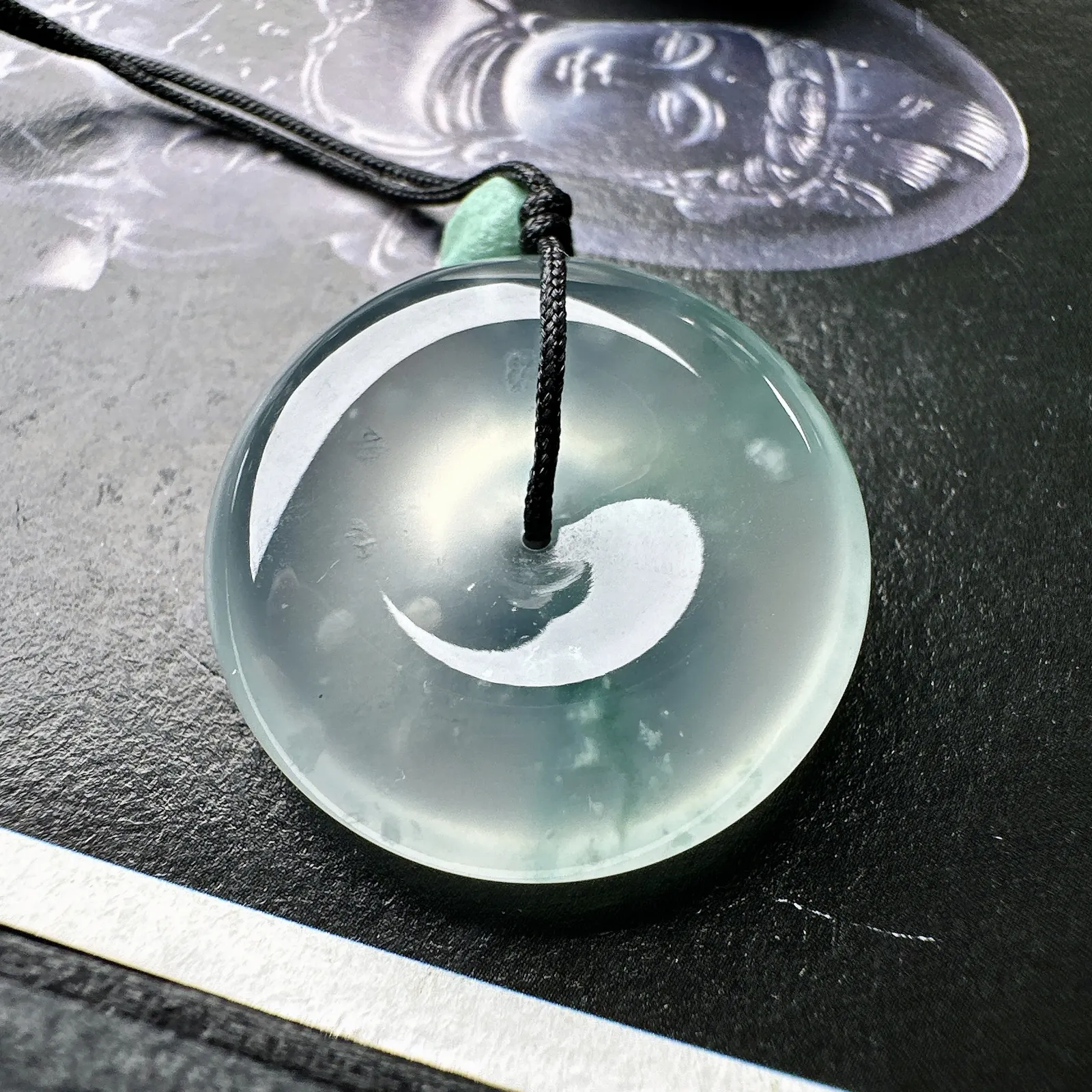 【冰种飘花平安扣】老坑雪花棉，质地非常细腻，冰润十足，种老冰透