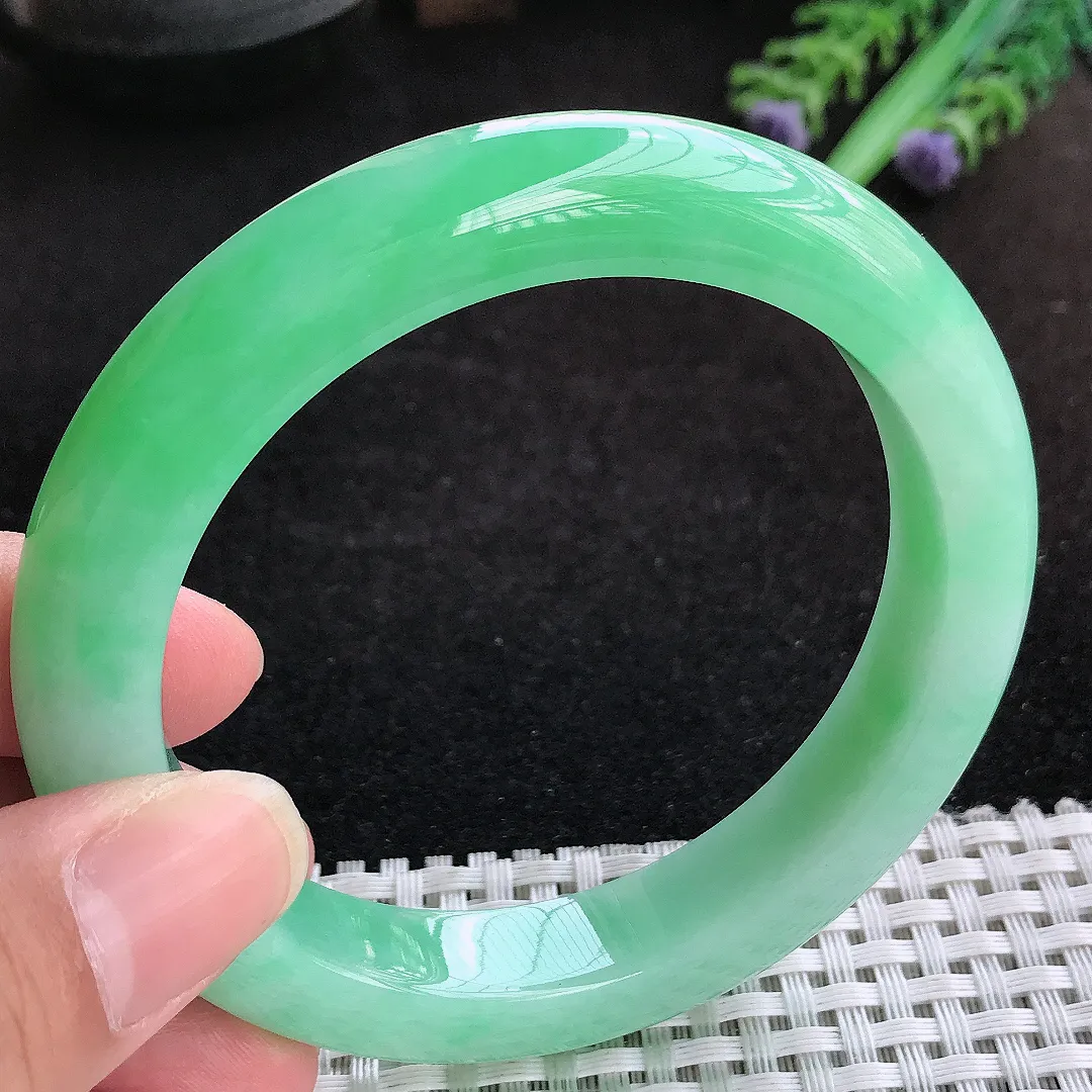 自然光60/11.8/9.8老坑精美冰润满绿阳绿手镯大圈口天然翡翠玉镯女款