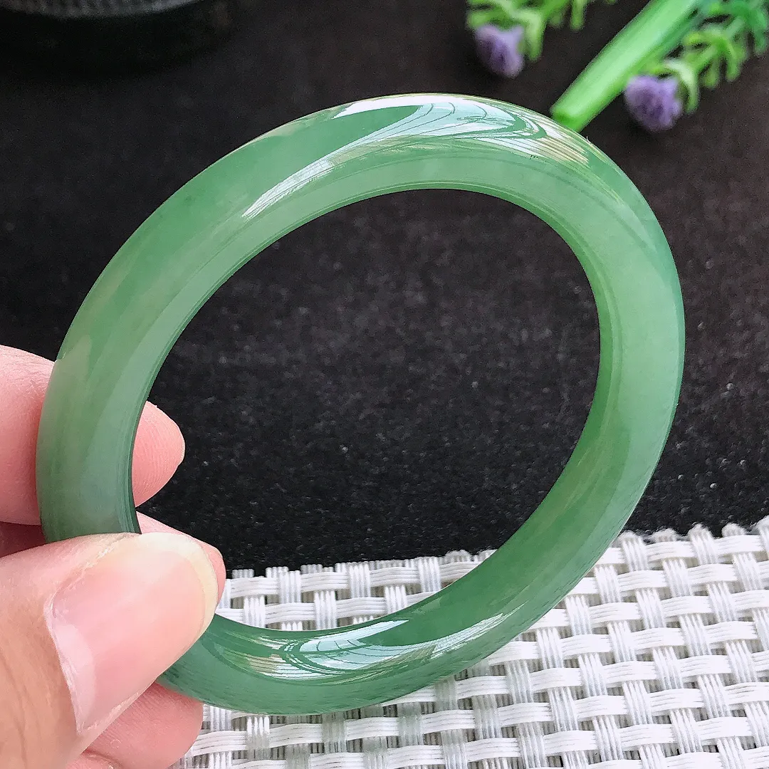 自然光51.5/8.8老坑冰胶果冻满绿小圈口圆条手镯天然翡翠玉镯女款