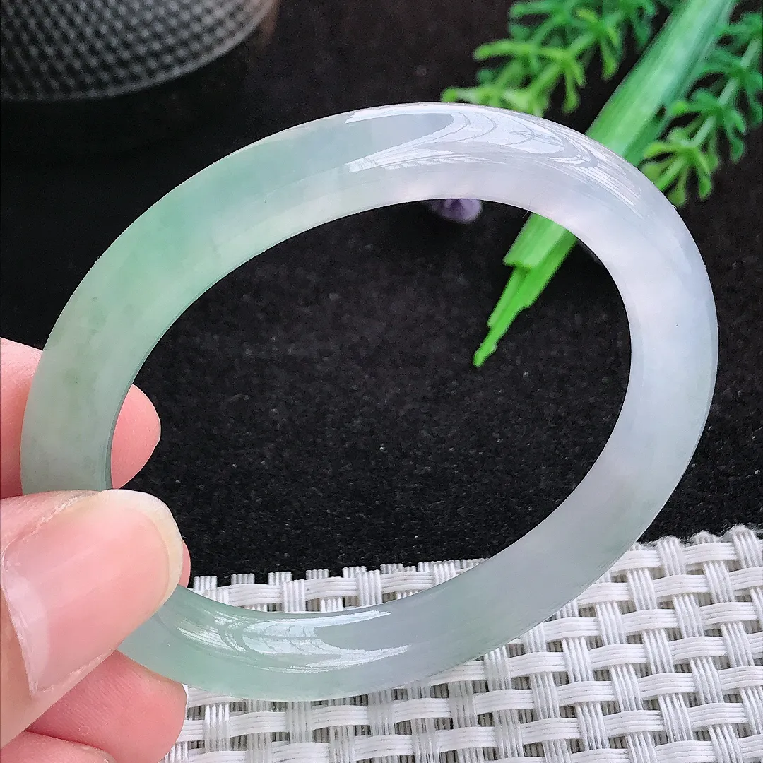 自然光51.45/8.5老坑冰种果冻胶冰晴小圈口贵妃手镯天然翡翠玉镯女款