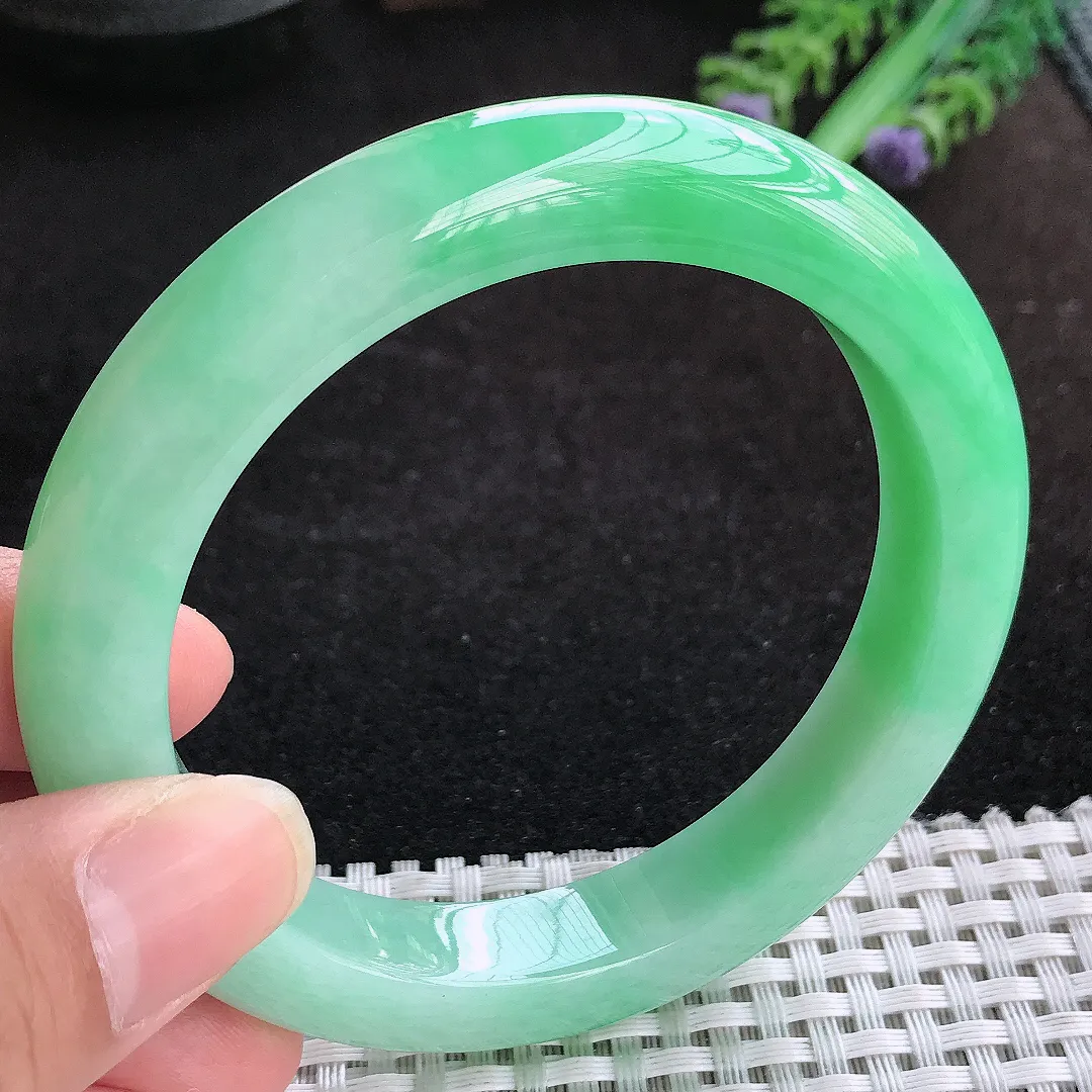自然光60/11.8/9.8老坑精美冰润满绿阳绿手镯大圈口天然翡翠玉镯女款