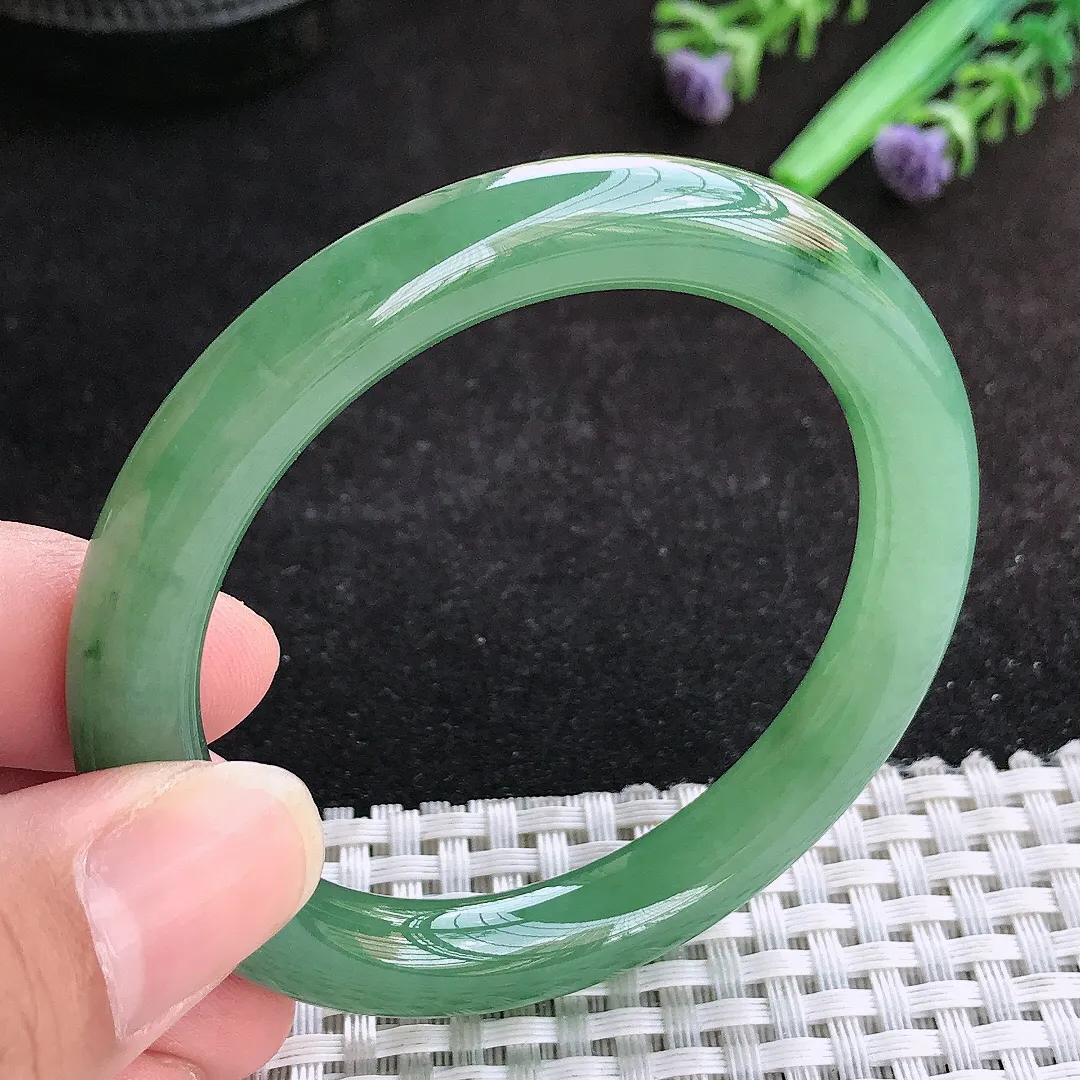 自然光51.5/8.8老坑冰胶果冻满绿小圈口圆条手镯天然翡翠玉镯女款