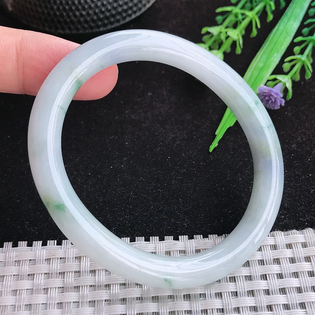 自然光55/48/8老坑秀气冰润飘花贵妃手镯天然翡翠玉镯女款