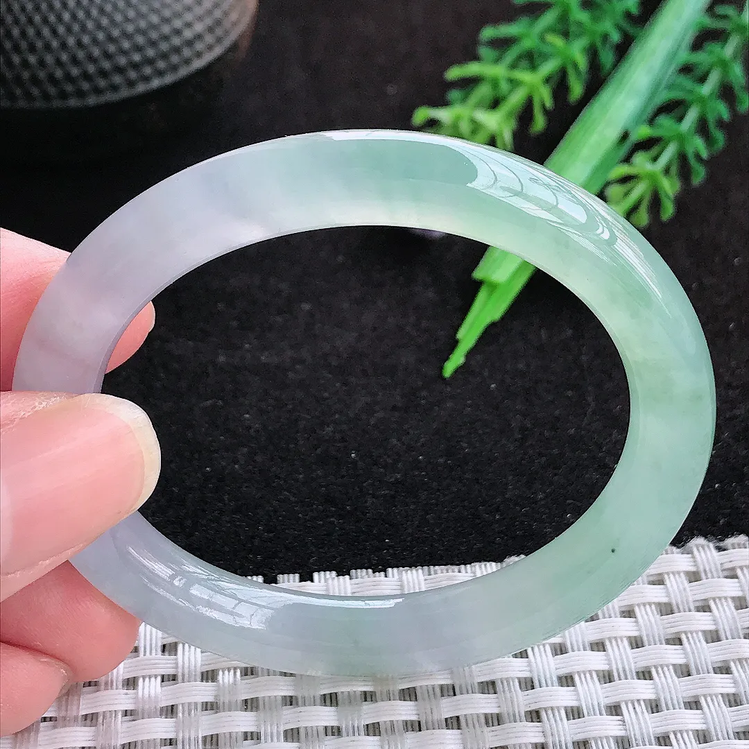 自然光51.45/8.5老坑冰种果冻胶冰晴小圈口贵妃手镯天然翡翠玉镯女款