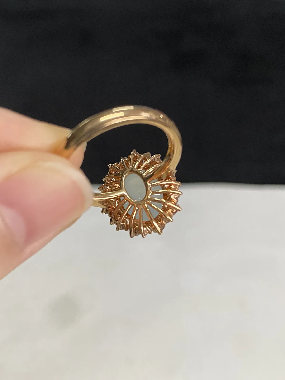 翡翠女戒，印记：Au750,伴钻石