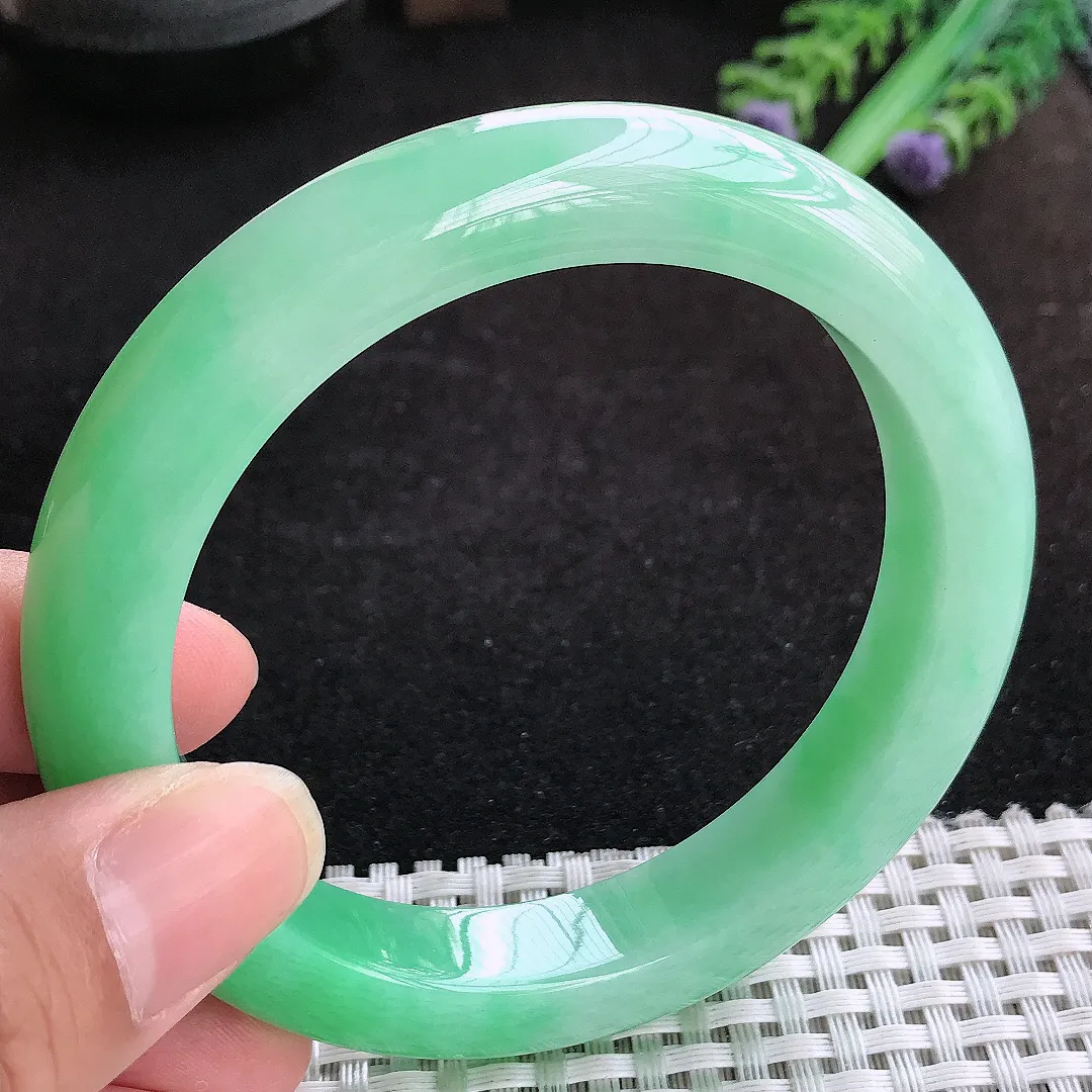 自然光60/11.8/9.8老坑精美冰润满绿阳绿手镯大圈口天然翡翠玉镯女款