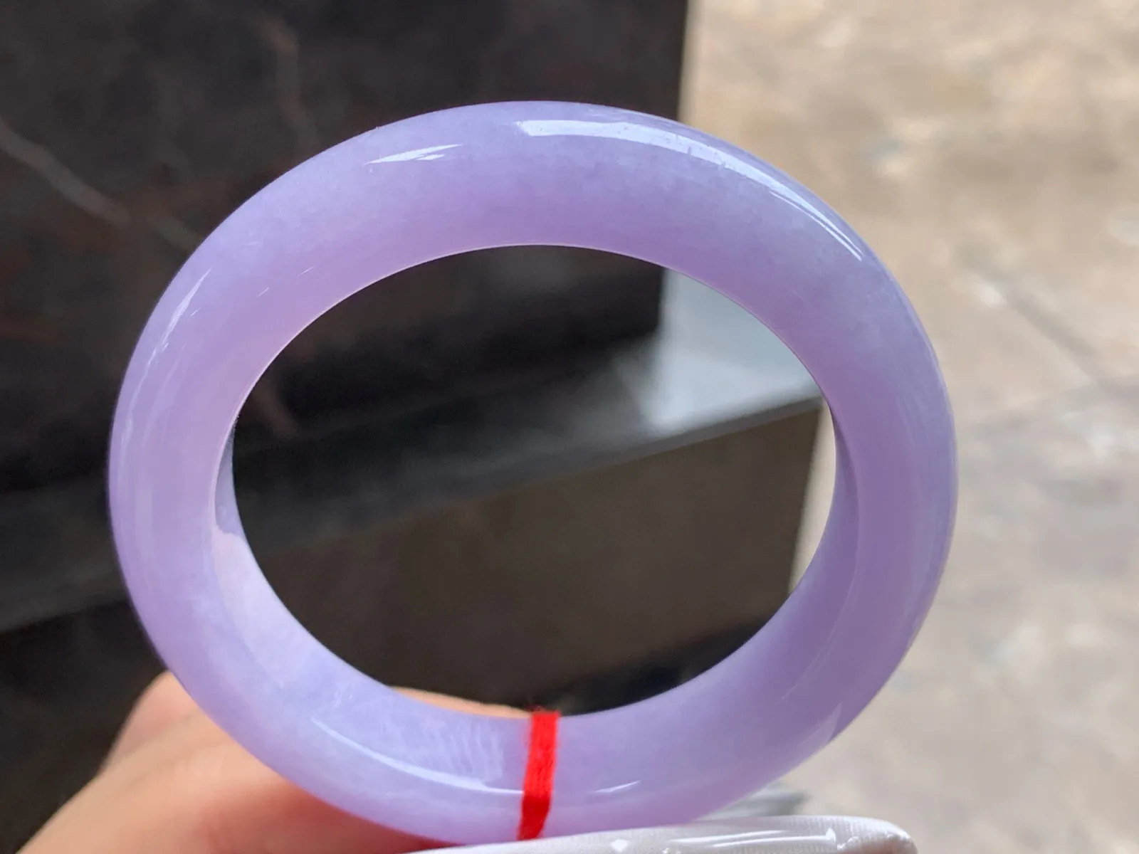 56-13-10

紫罗兰手镯^_^颜色鲜艳 玉质温润