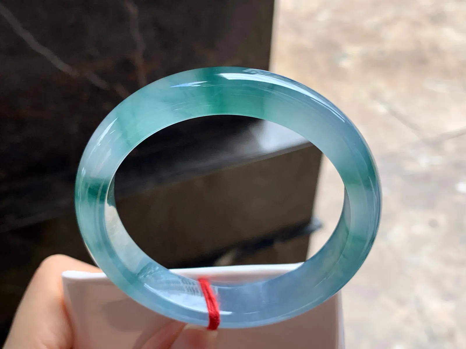 57-12.4-8.3

冰蓝花手镯^_^飘花浓郁 种水足
