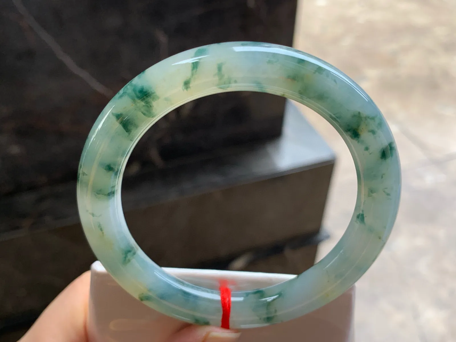 58.5-10

飘花圆条手镯^_^飘花灵韵