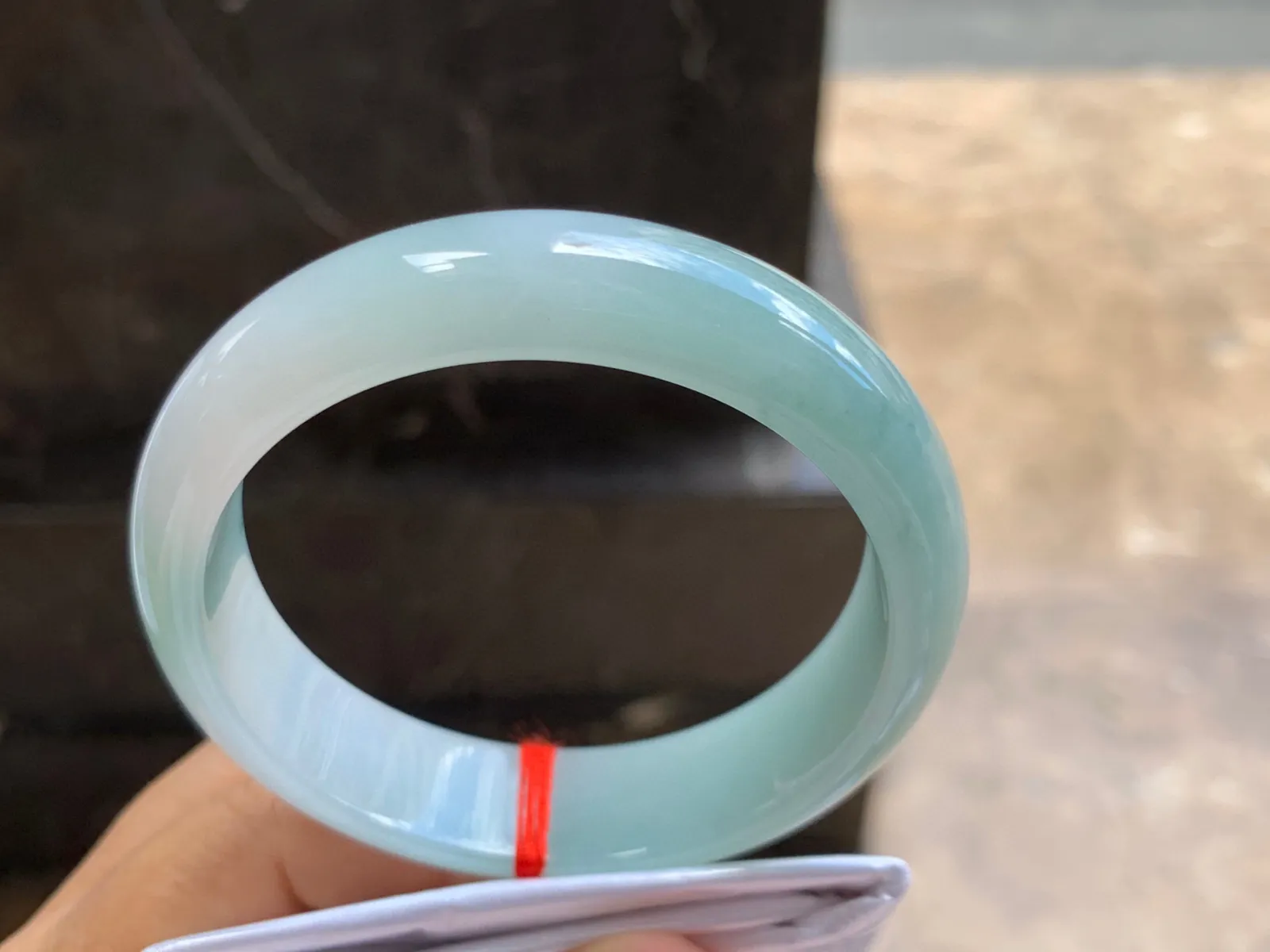 59.5-15.5-8mm
蓝水手镯 底子细腻 宽版大气