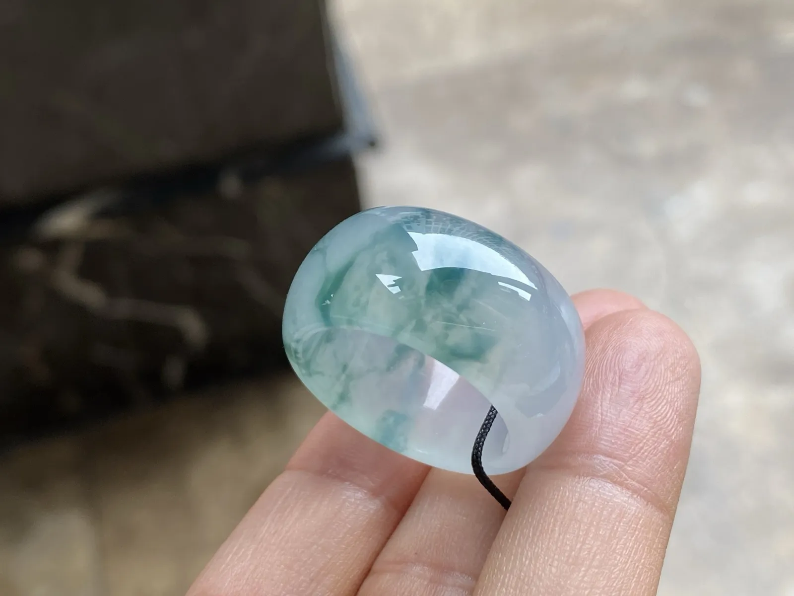 冰胶感宽版指环

戒圈号21#