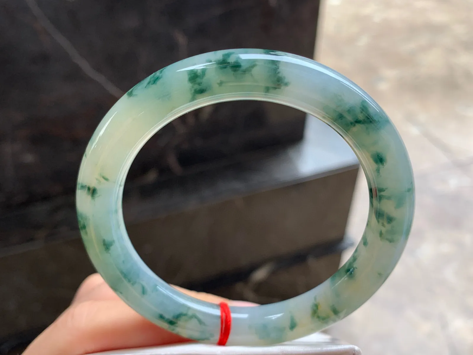 58.5-10

飘花圆条手镯^_^飘花灵韵