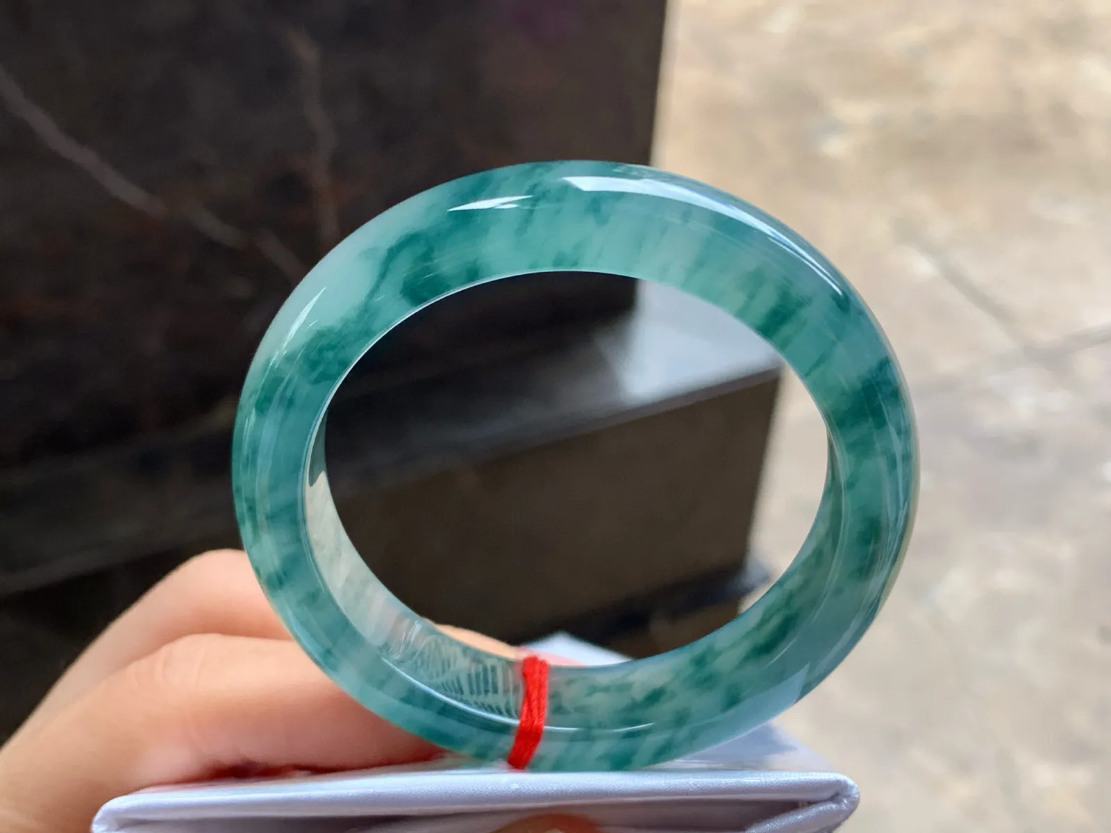 51-12.5-8.1

冰蓝花手镯^_^种水足 飘花浓郁