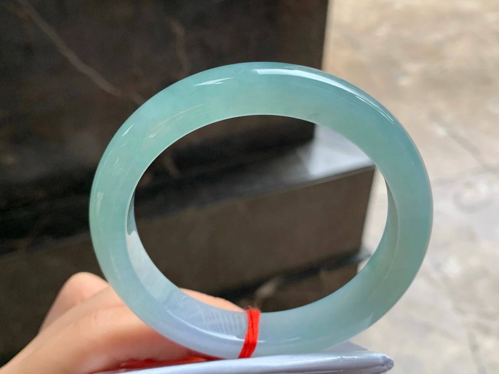59-12.5-9

冰蓝手镯^_^颜色鲜艳 起光