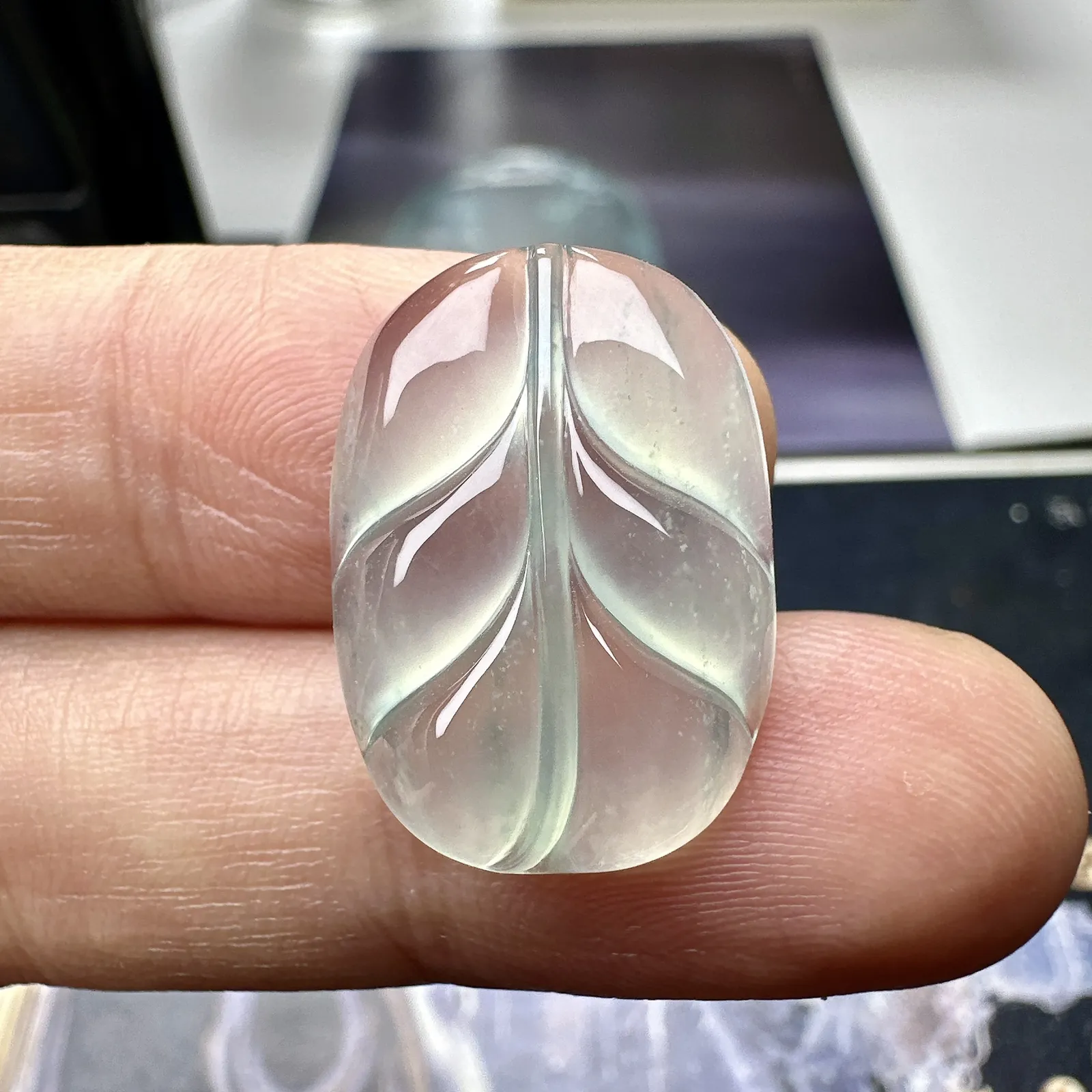 【冰种叶吊坠】金枝玉叶，种水上乘，晶莹剔透，纯净通透，莹光感很强