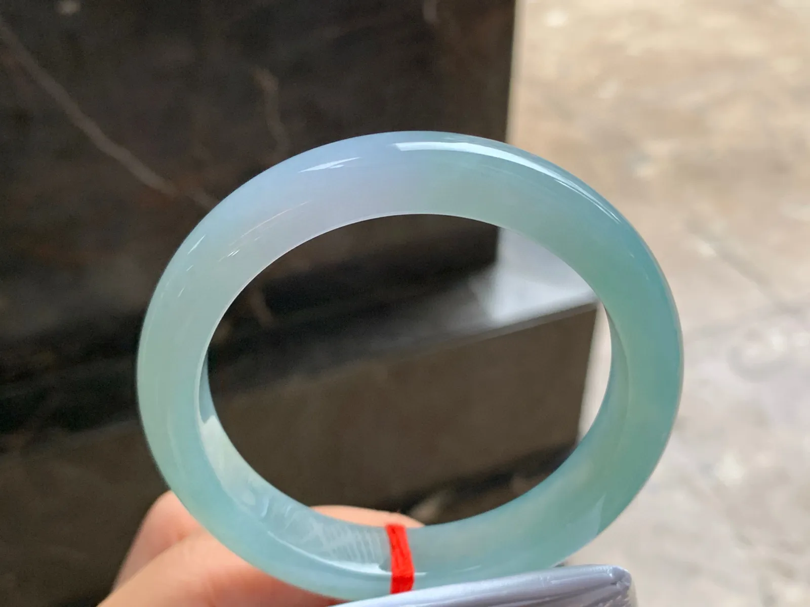 59-12.5-9

冰蓝手镯^_^颜色鲜艳 起光