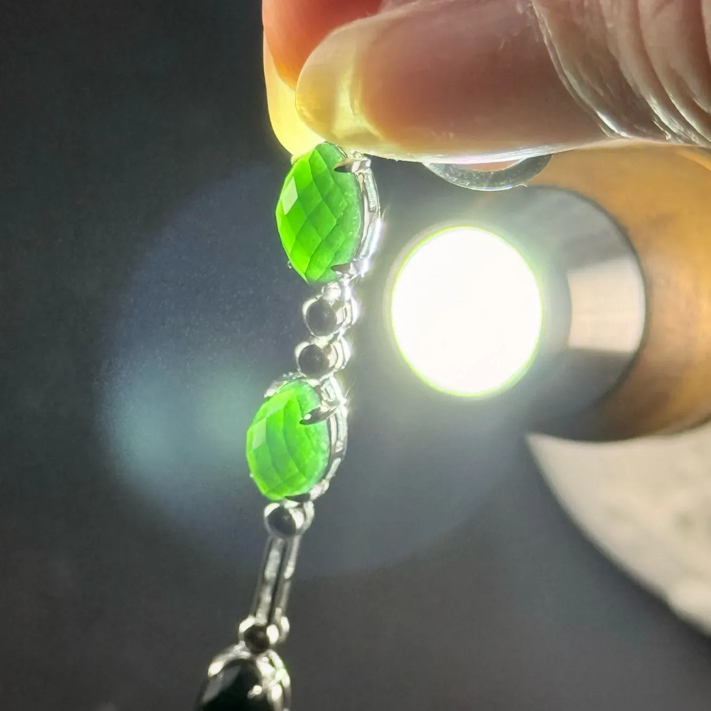 精品18k墨翠项链 种好色正 黑度极好 打灯通透 油性十足 尺寸8.1